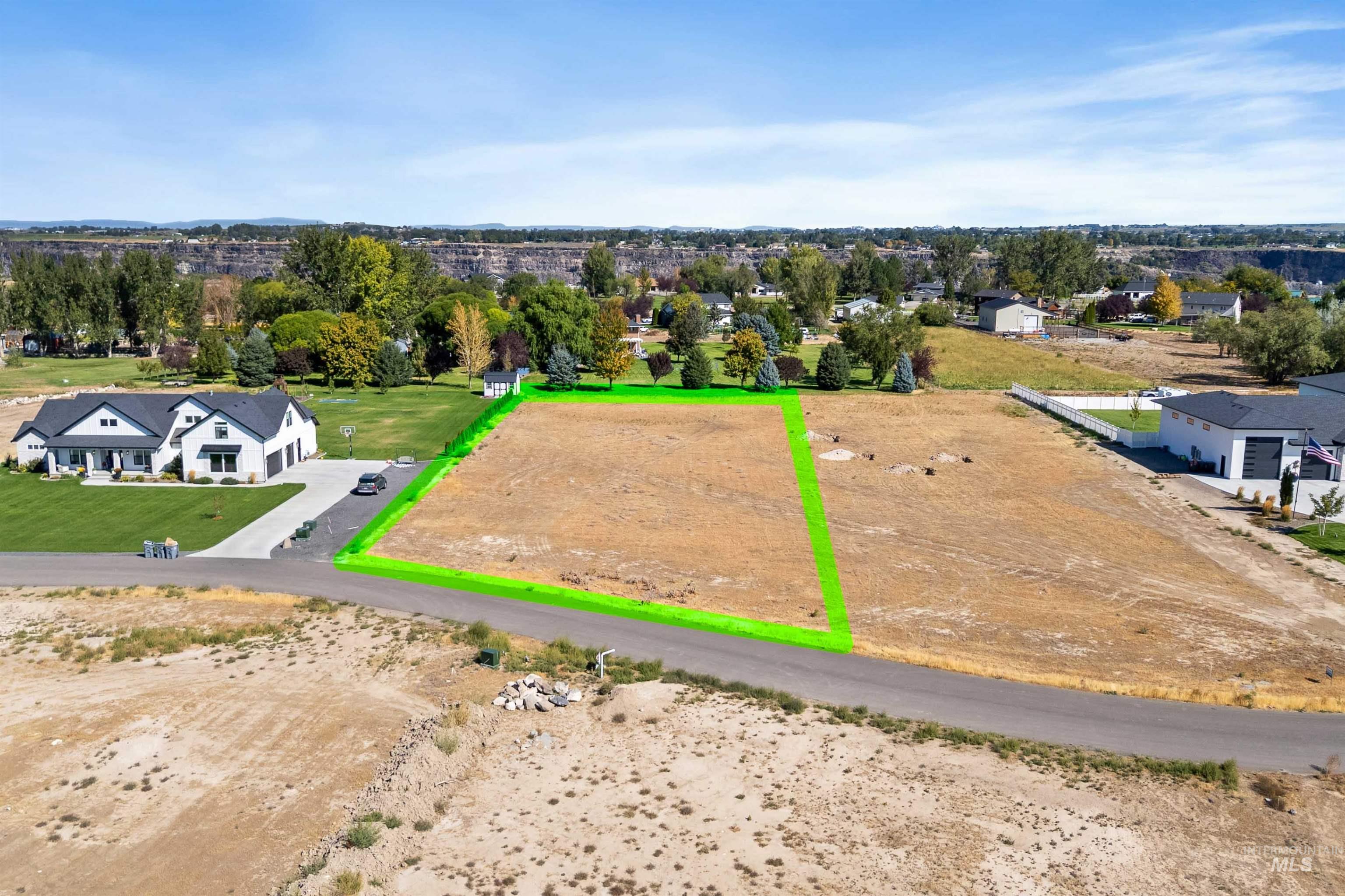 2644 E 4267 N Property Photo 2