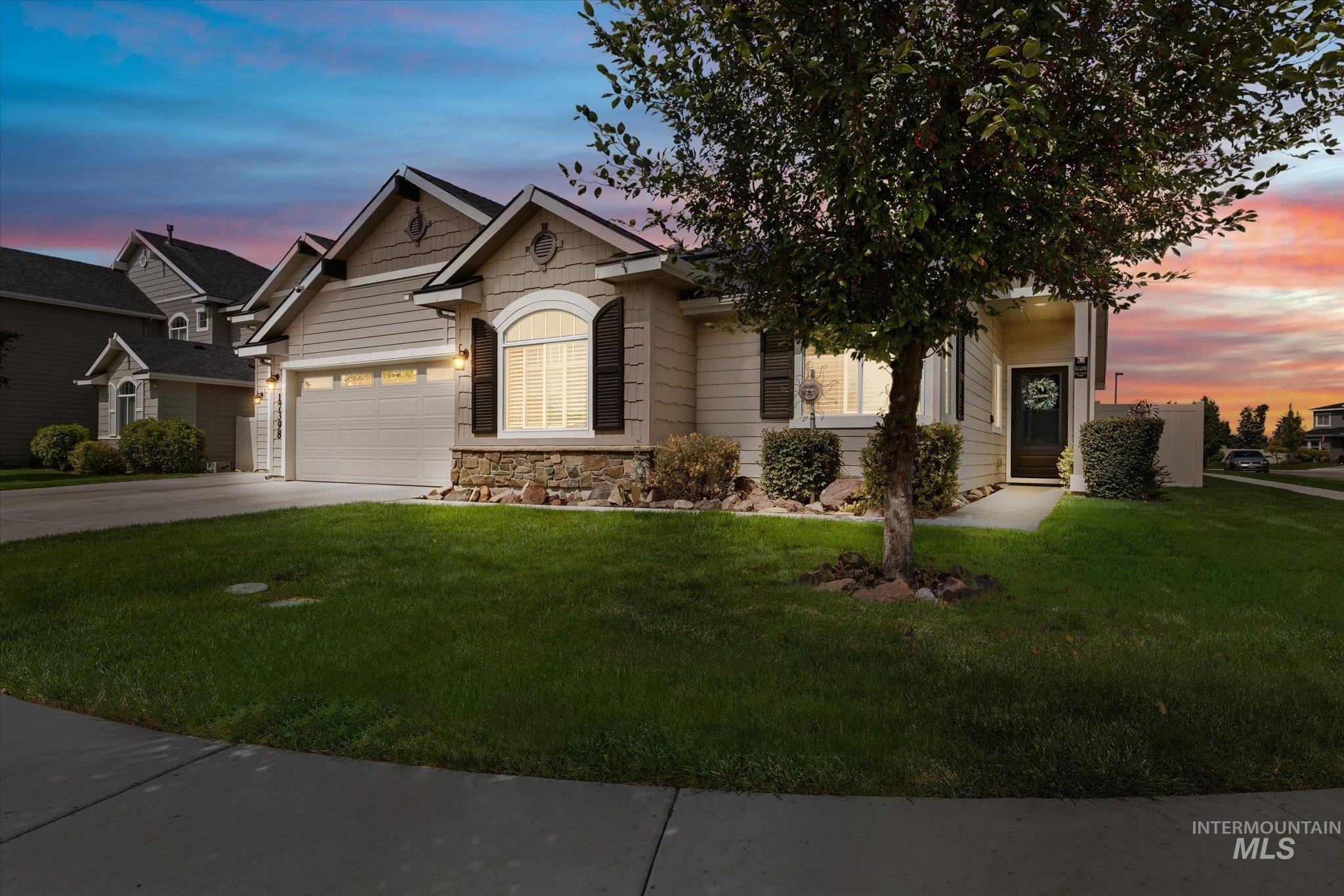 17398 N Flagstaff Way Property Photo 2