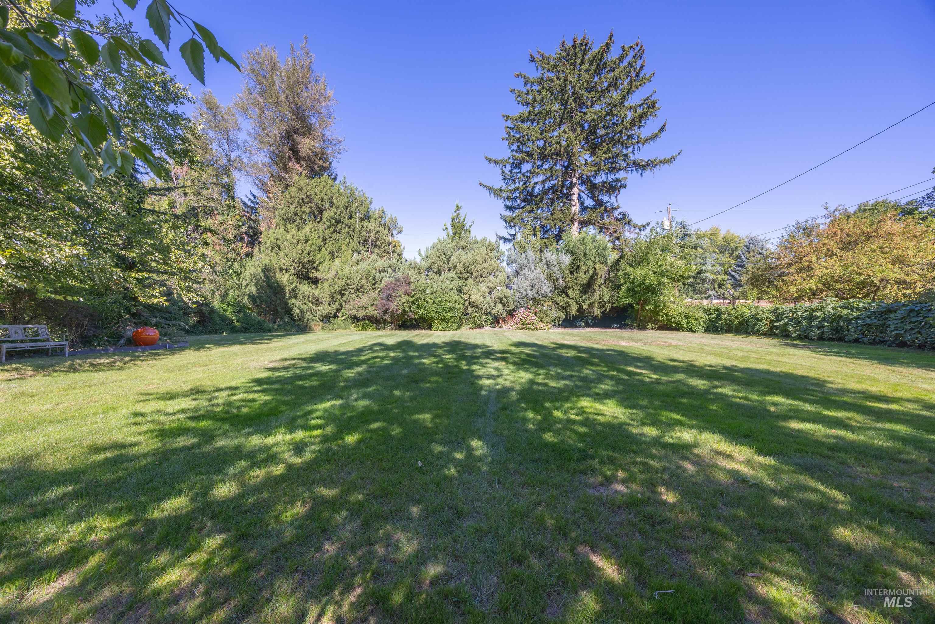 3416 W Meadow Dr Property Photo 27