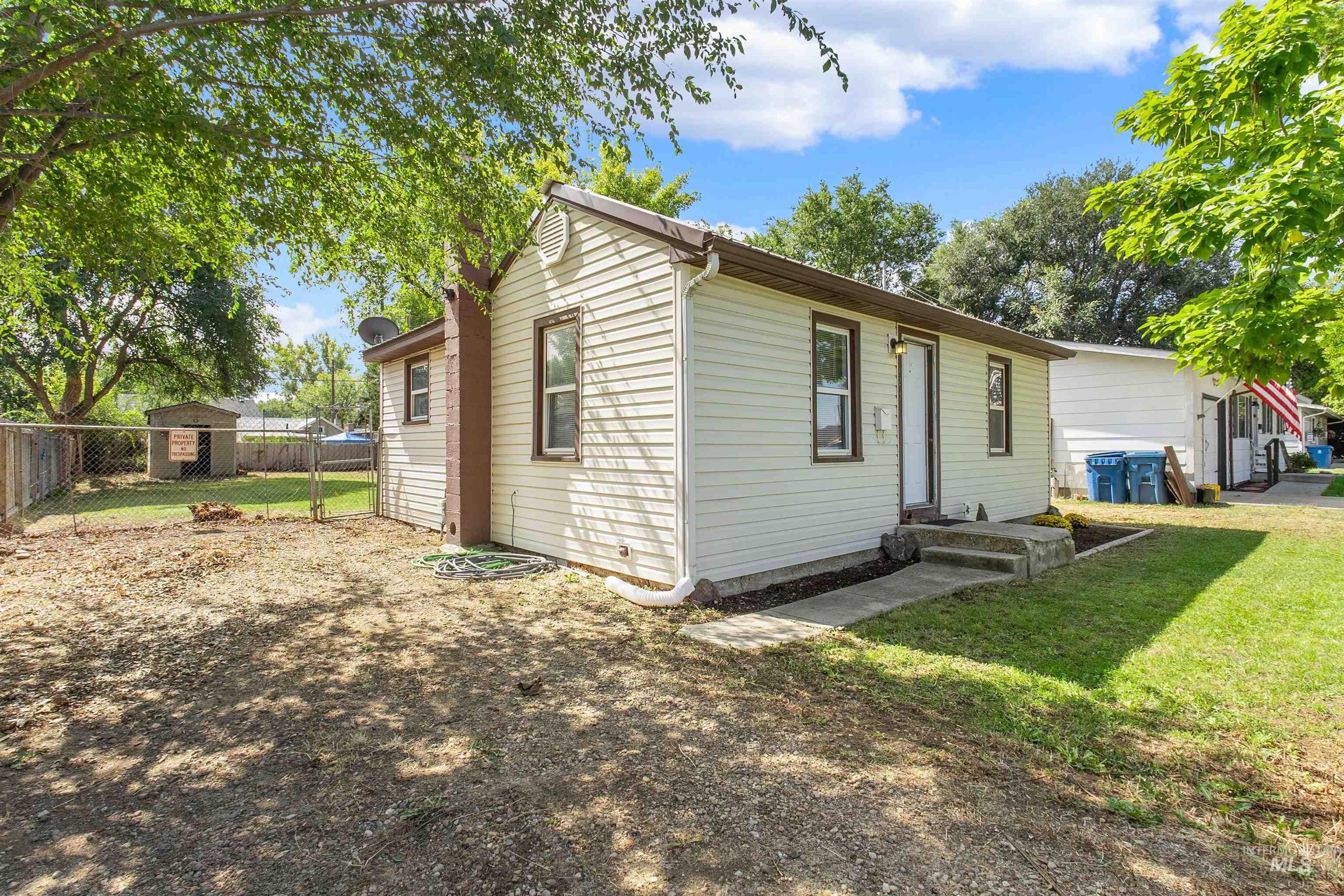 127 Shoshone Ave Property Photo 18