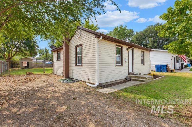 127 Shoshone Ave Property Photo 18