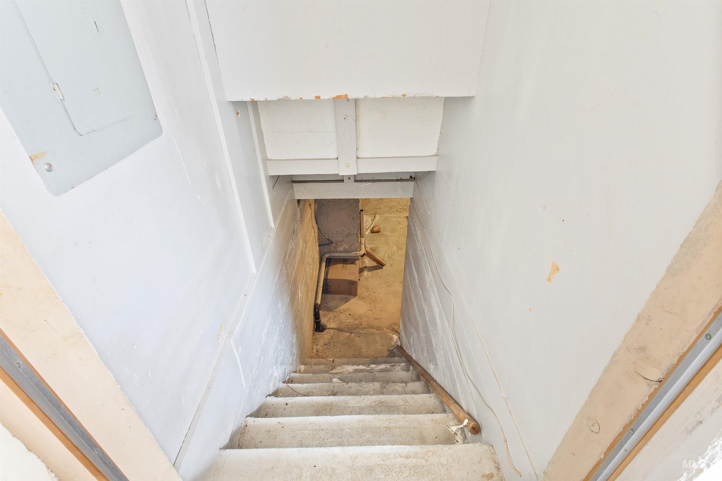 127 Shoshone Ave Property Photo 23