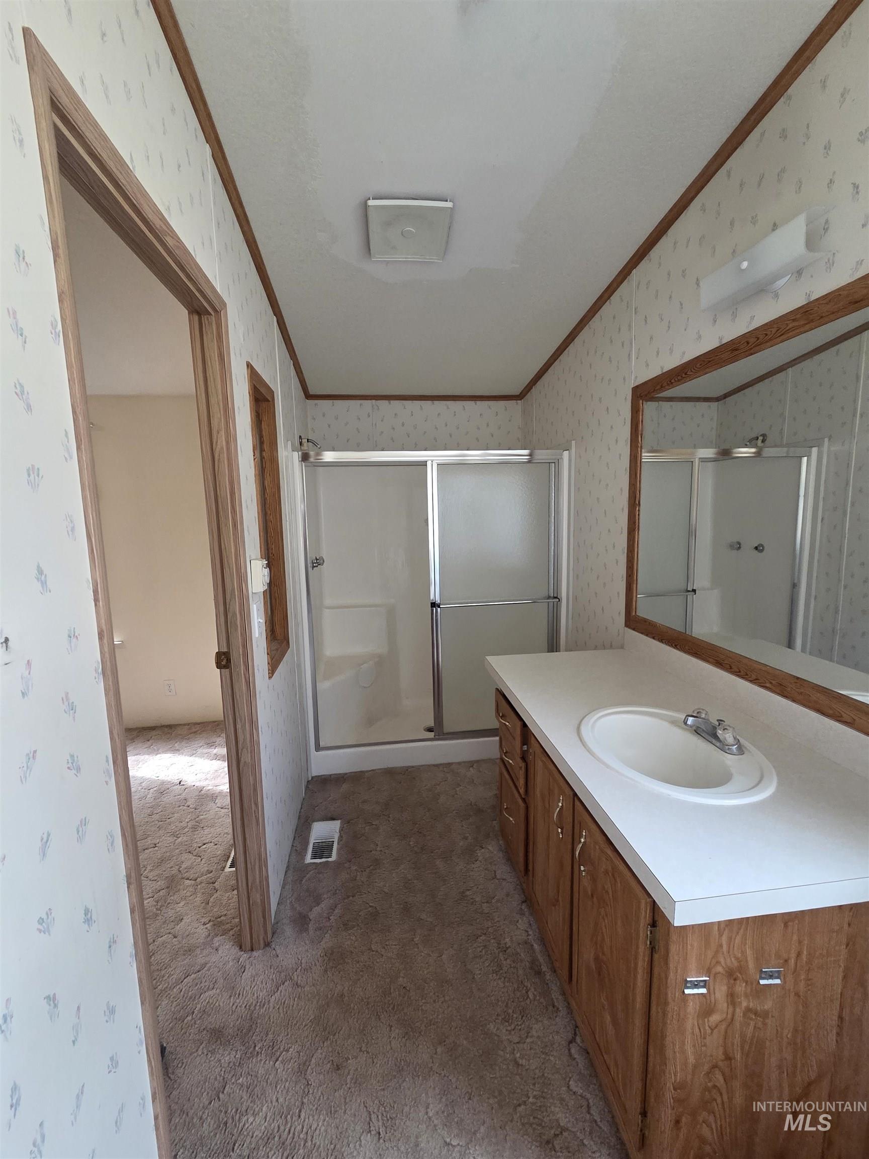 2130 Pataha Street Property Photo 13