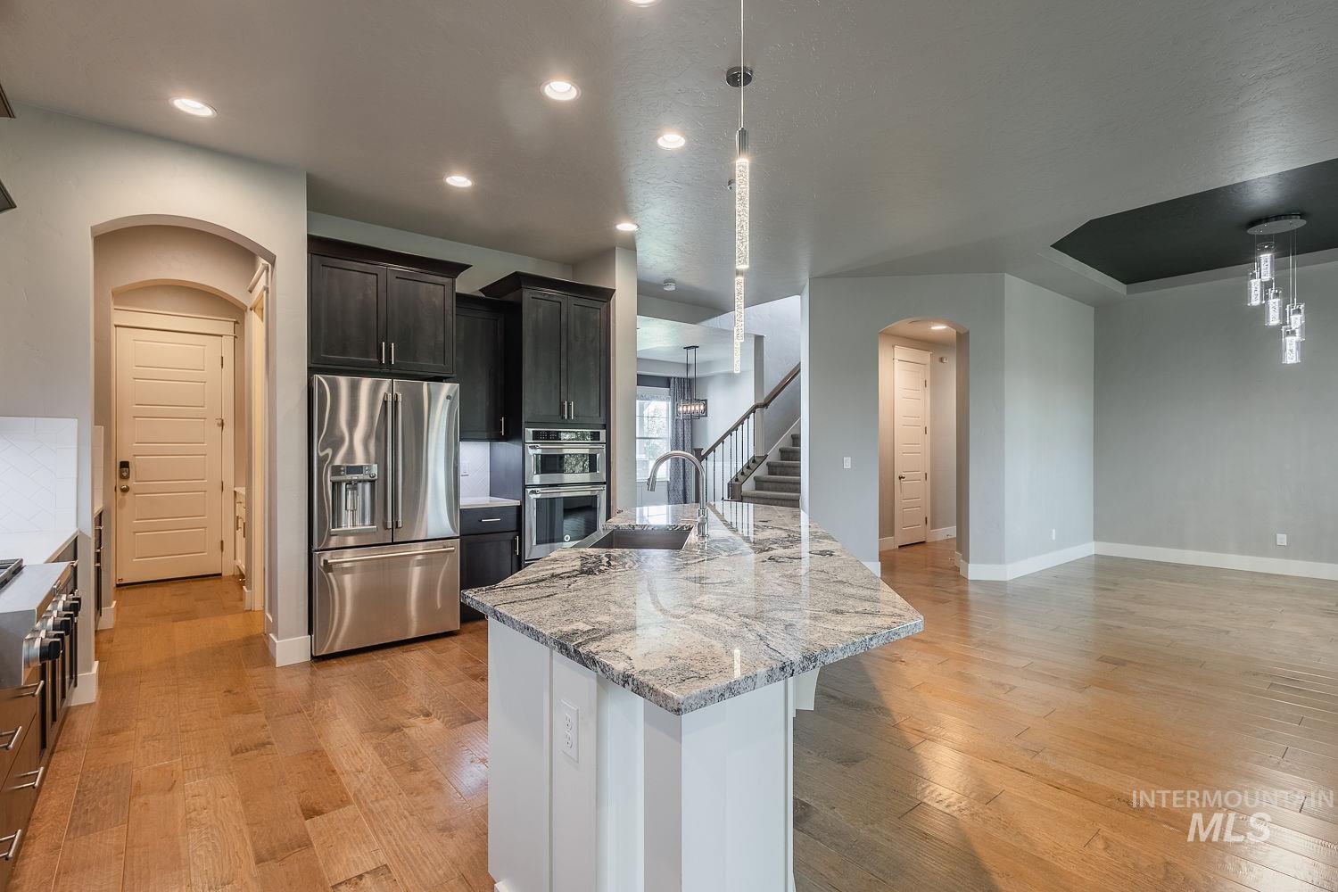 2097 N World Cup Way Property Photo 13
