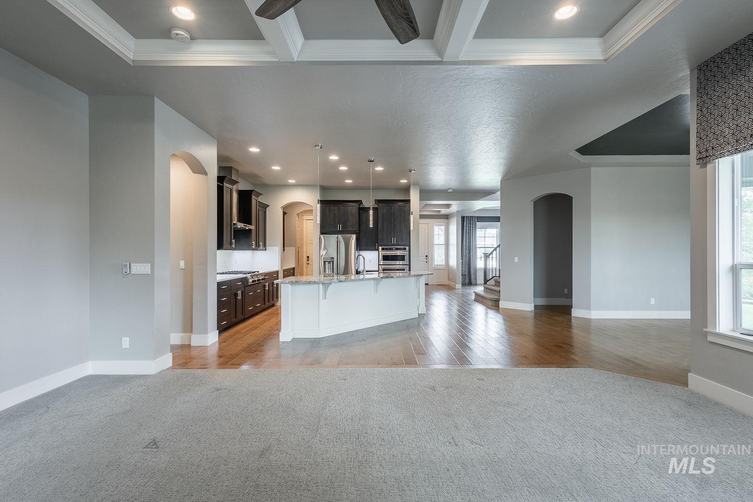 2097 N World Cup Way Property Photo 14