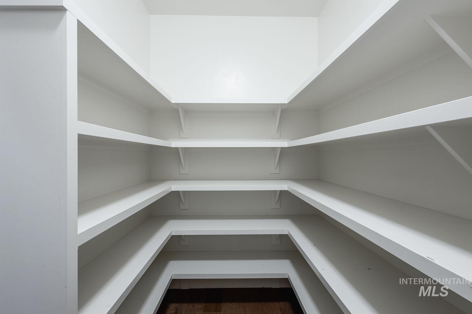 2097 N World Cup Way Property Photo 15