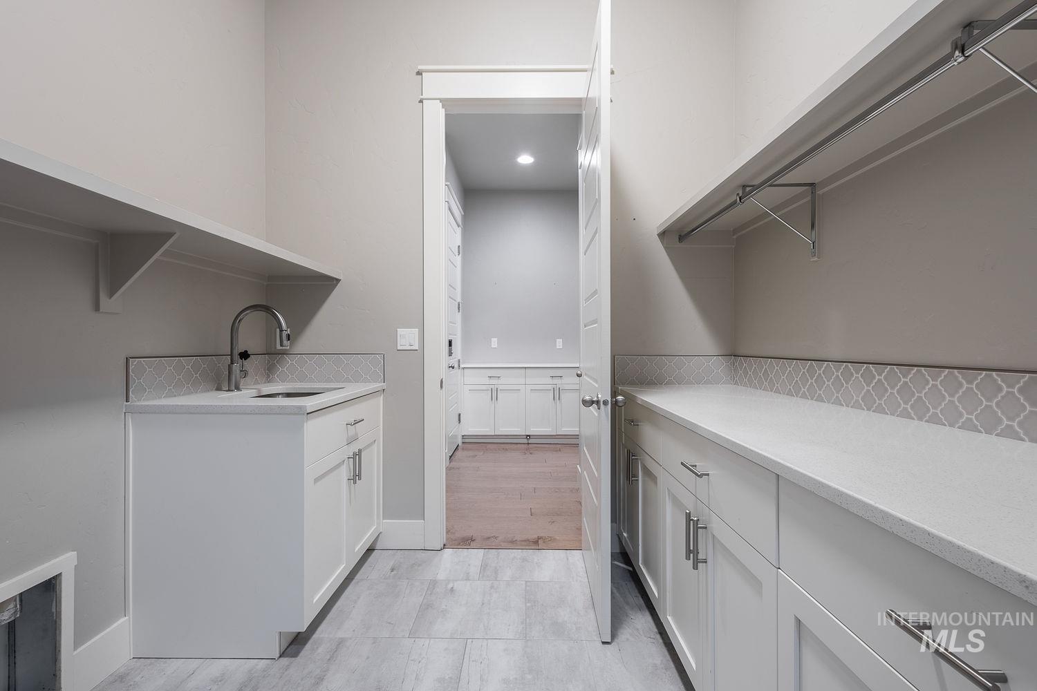 2097 N World Cup Way Property Photo 37
