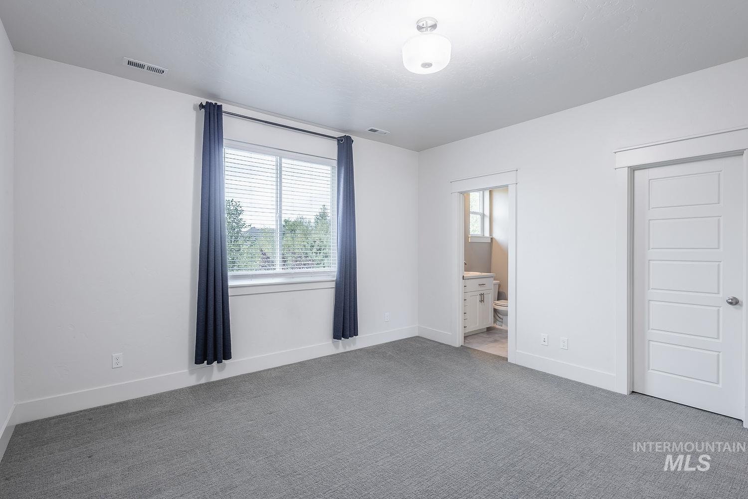 2097 N World Cup Way Property Photo 38