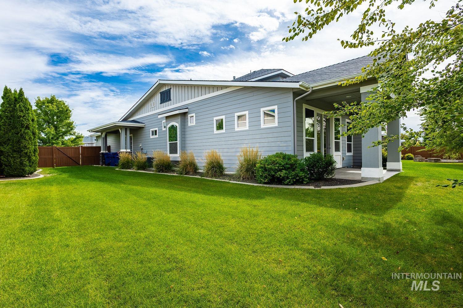 2097 N World Cup Way Property Photo 46