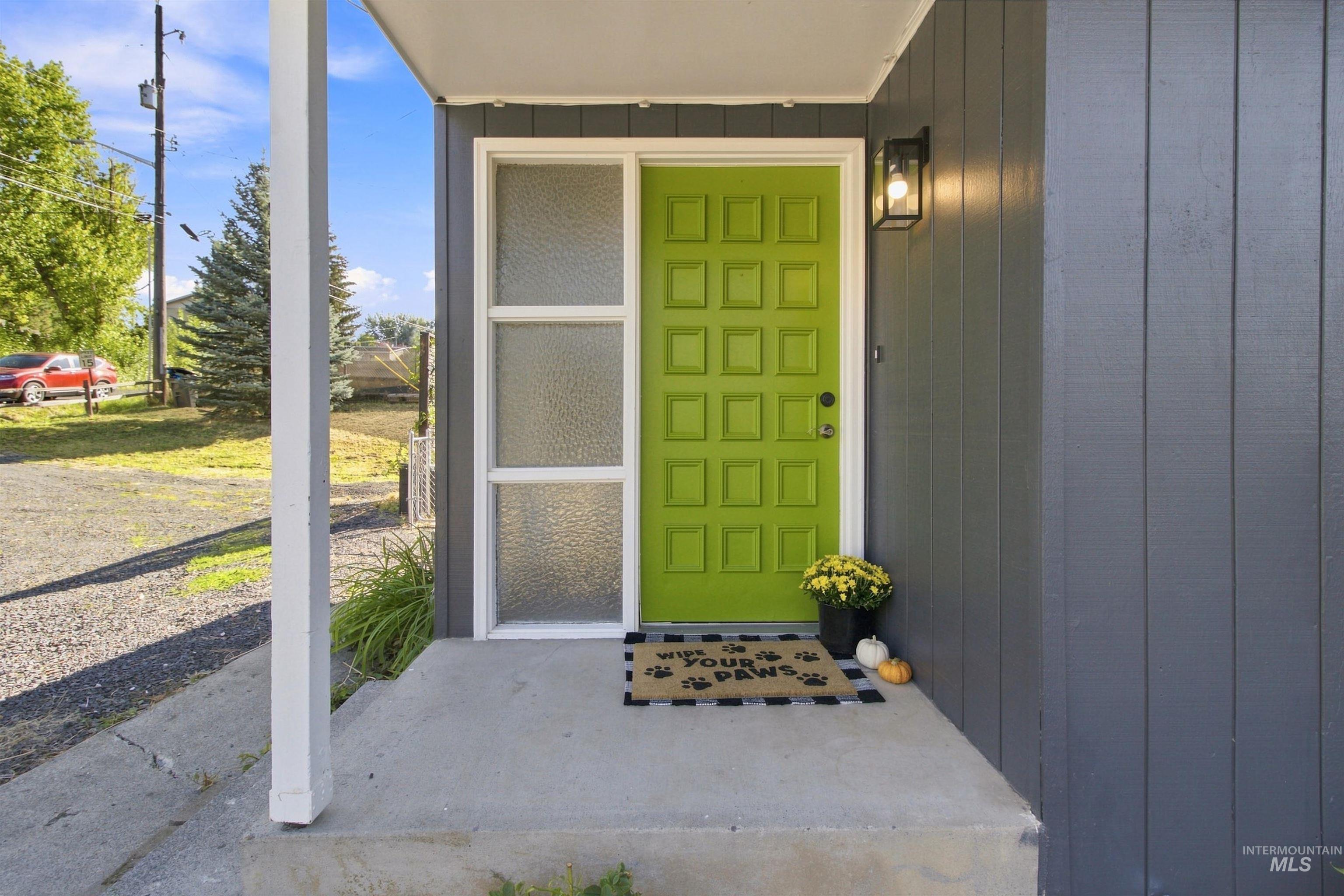 132 Mary Street Property Photo 3