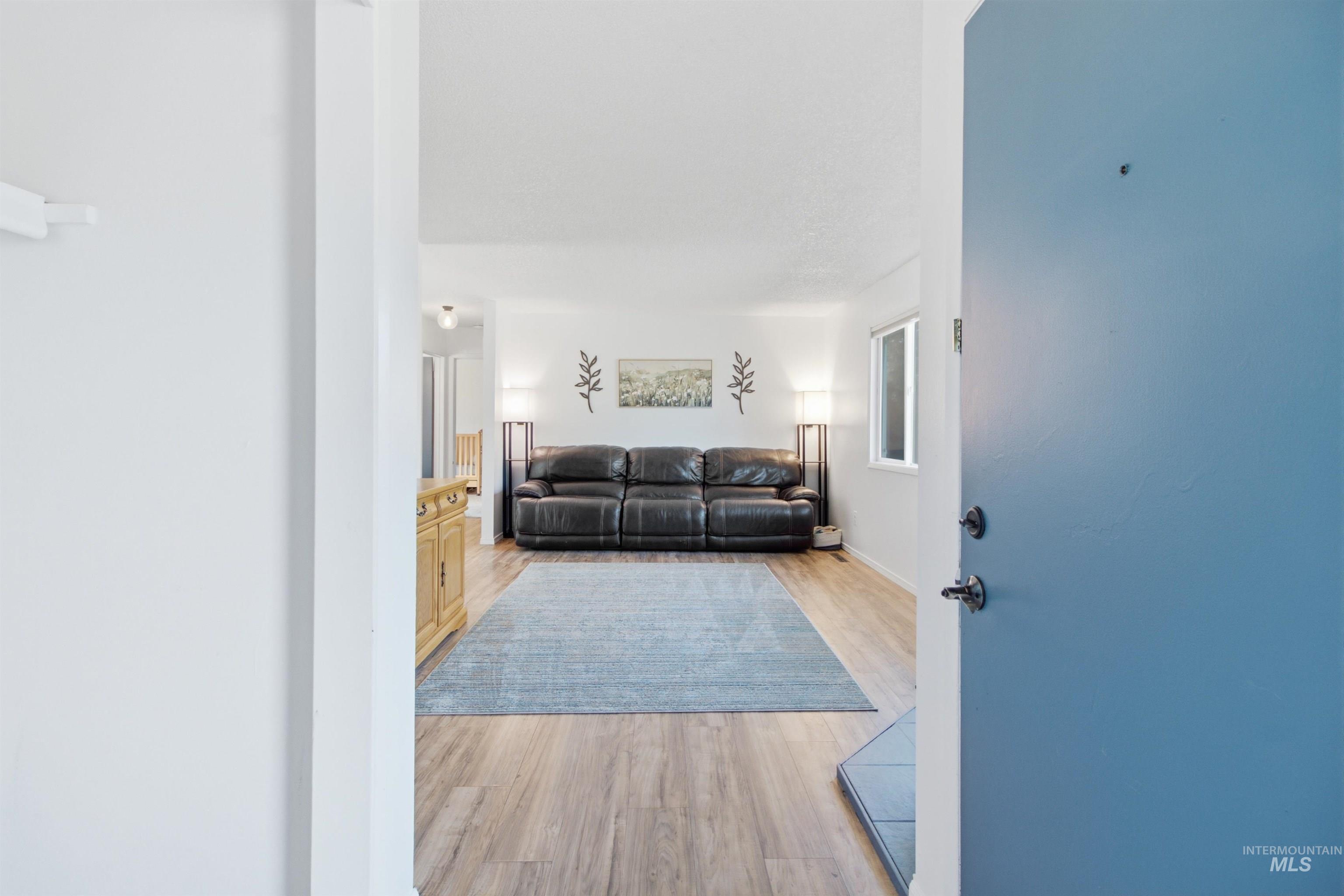 132 Mary Street Property Photo 4
