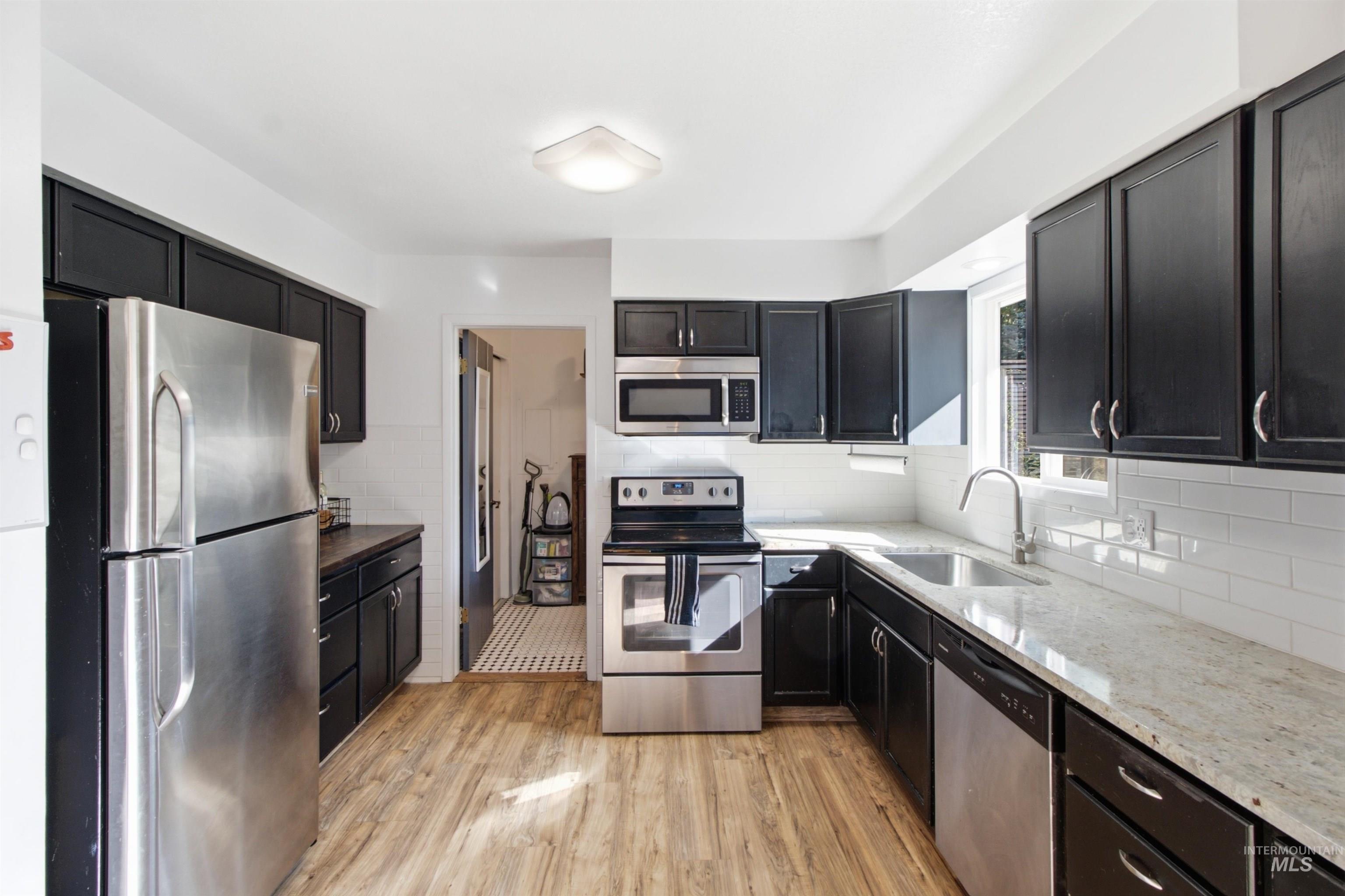 132 Mary Street Property Photo 22