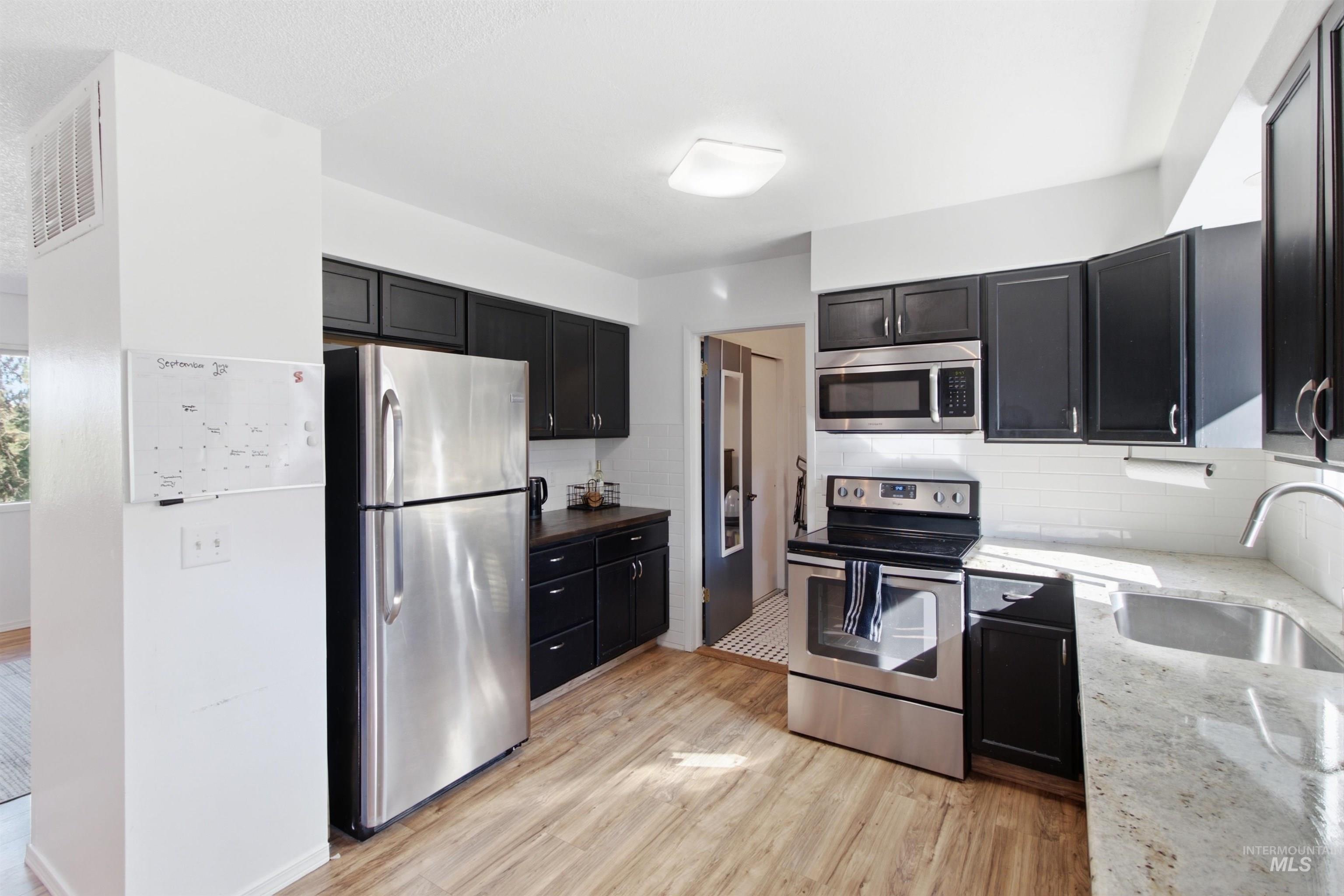 132 Mary Street Property Photo 23