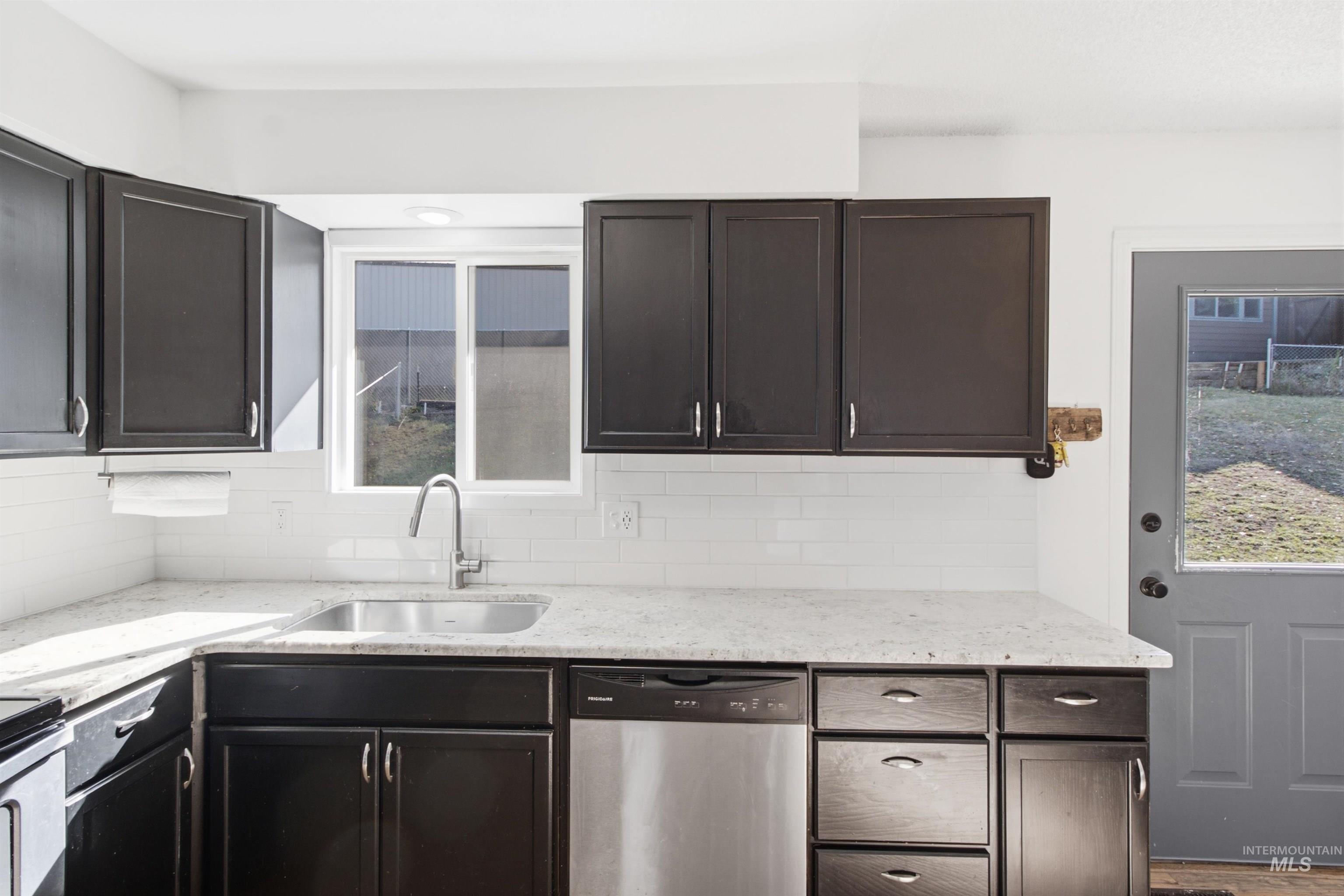 132 Mary Street Property Photo 25