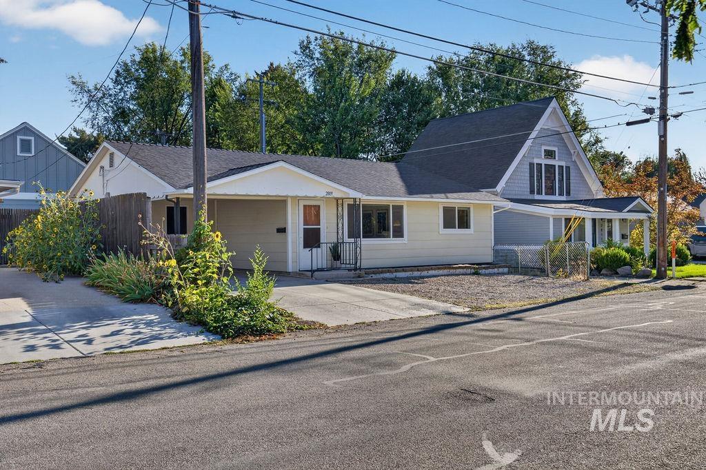 2809 W Bella St Property Photo 5