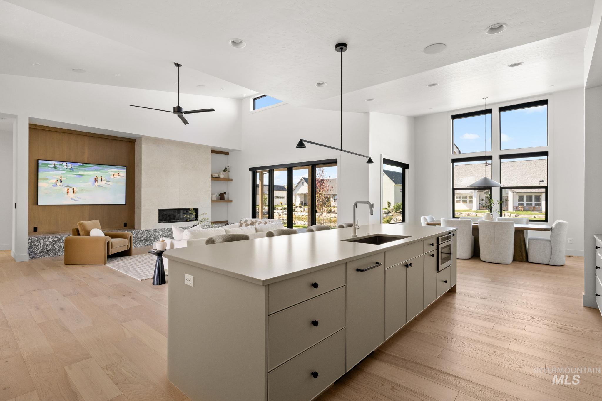 462 Founder Ave. Property Photo 15