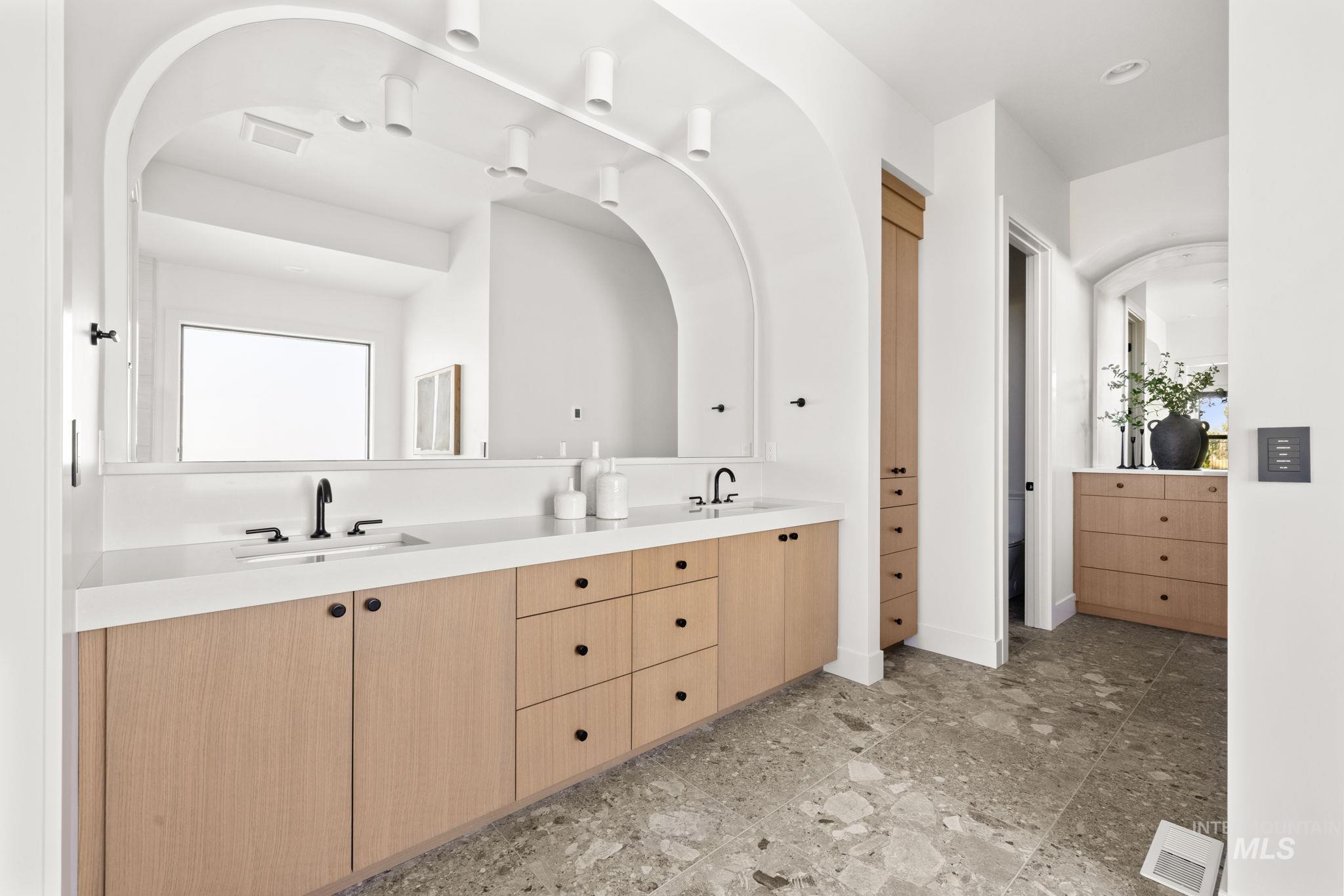 462 Founder Ave. Property Photo 25