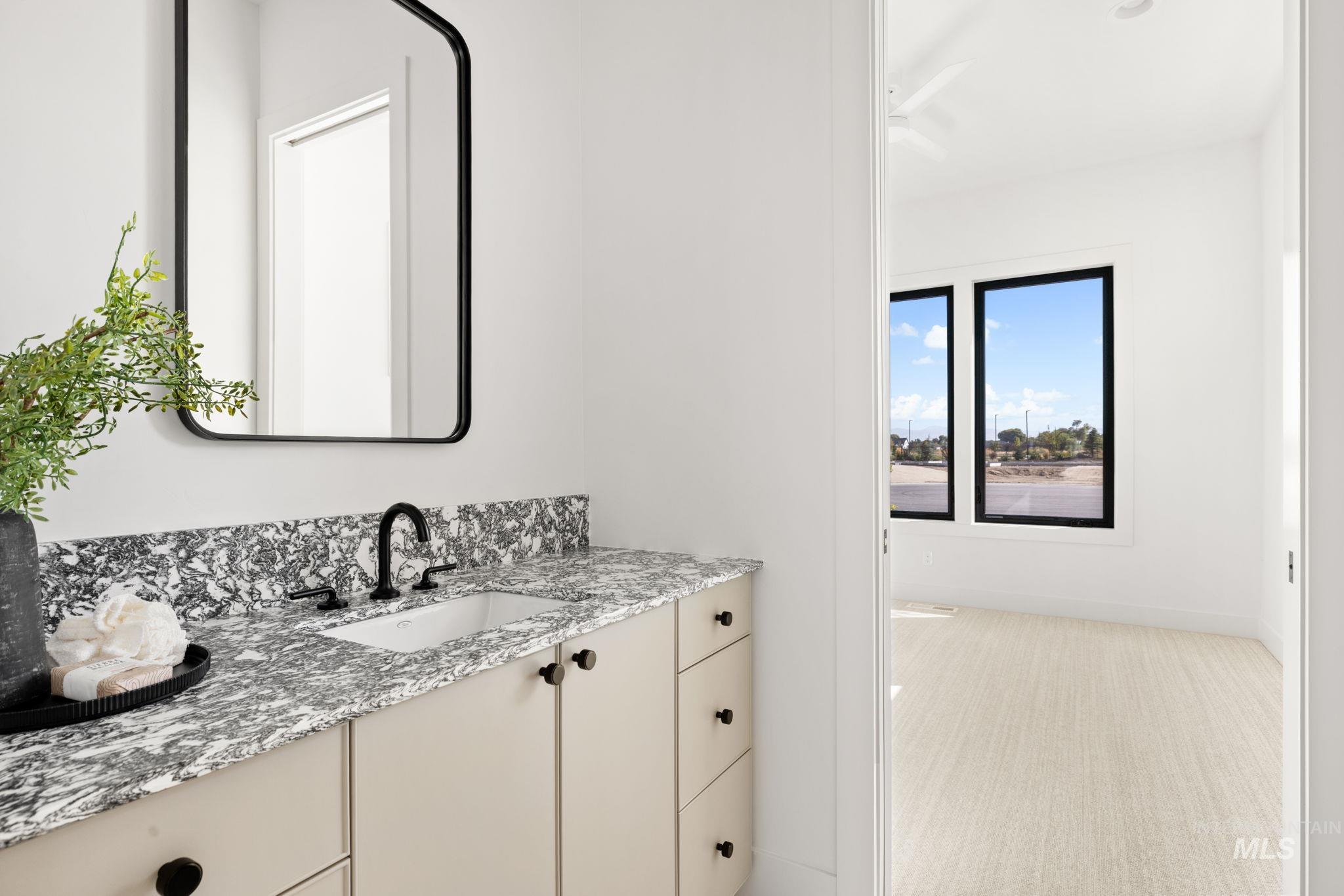 462 Founder Ave. Property Photo 36