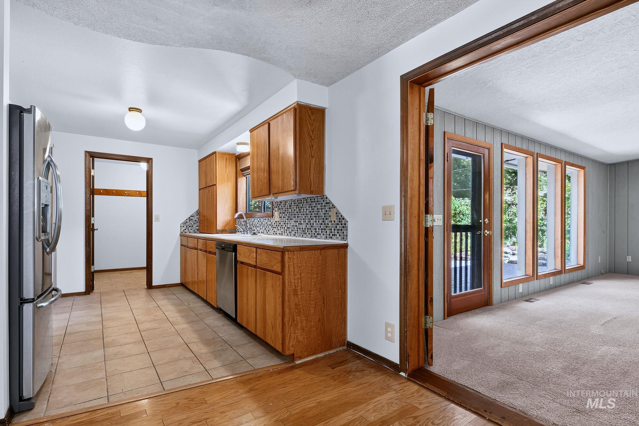 4026 S Law Ave Property Photo 11