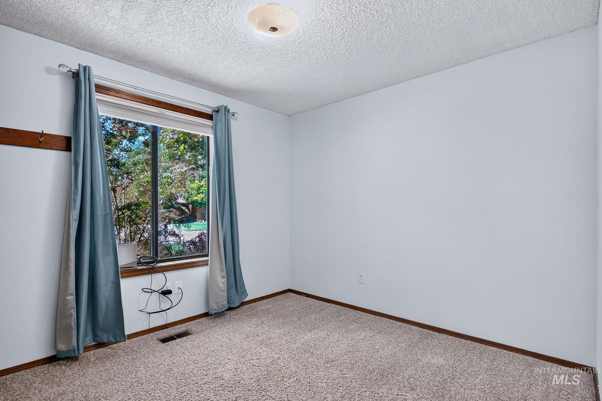 4026 S Law Ave Property Photo 24