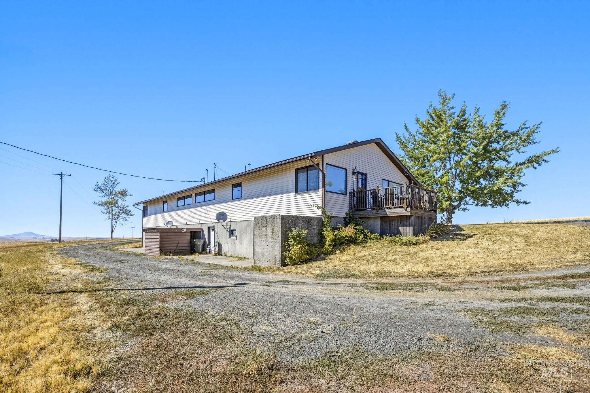 1140 Evergreen Rd. Property Photo 12