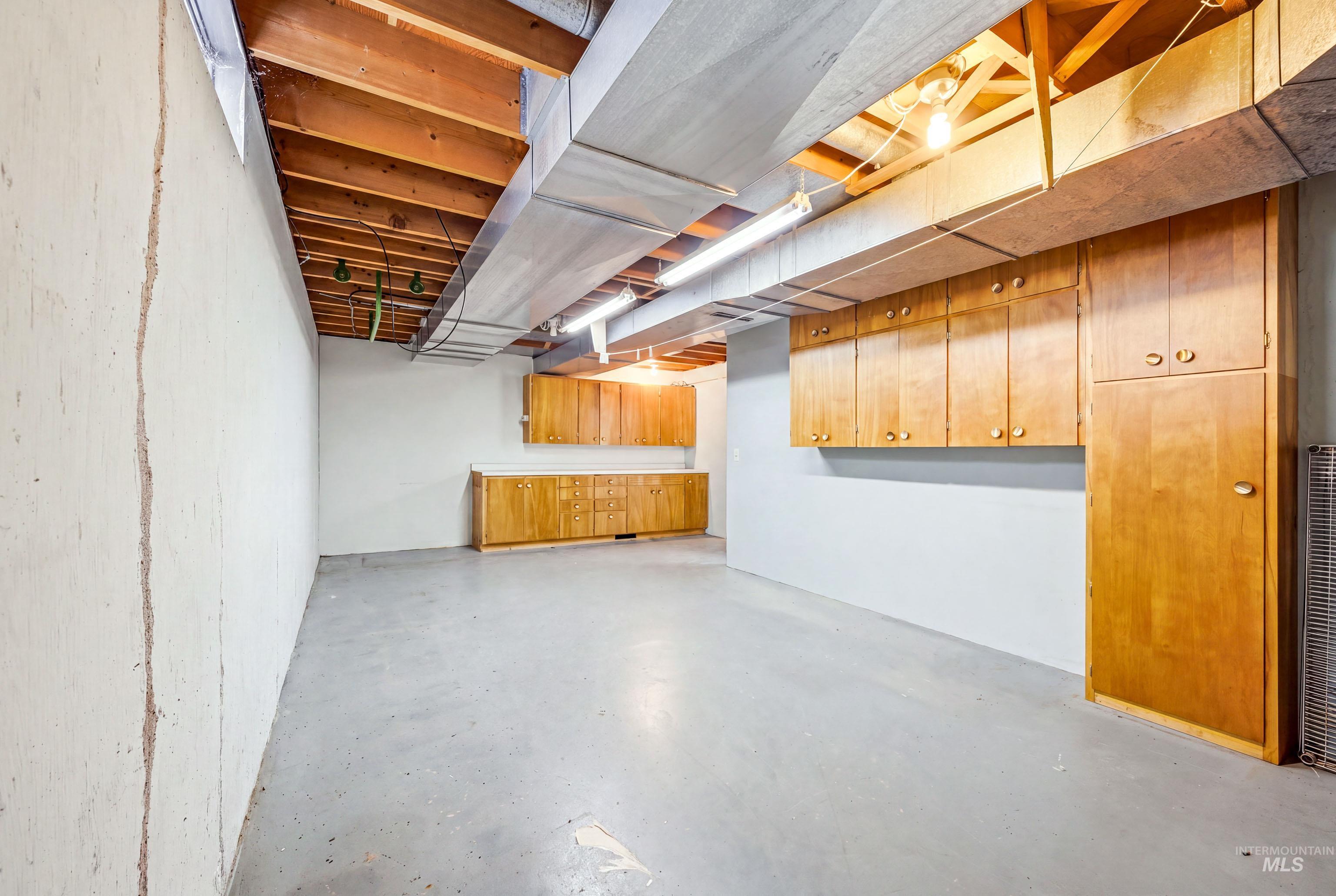 1140 Evergreen Rd. Property Photo 32