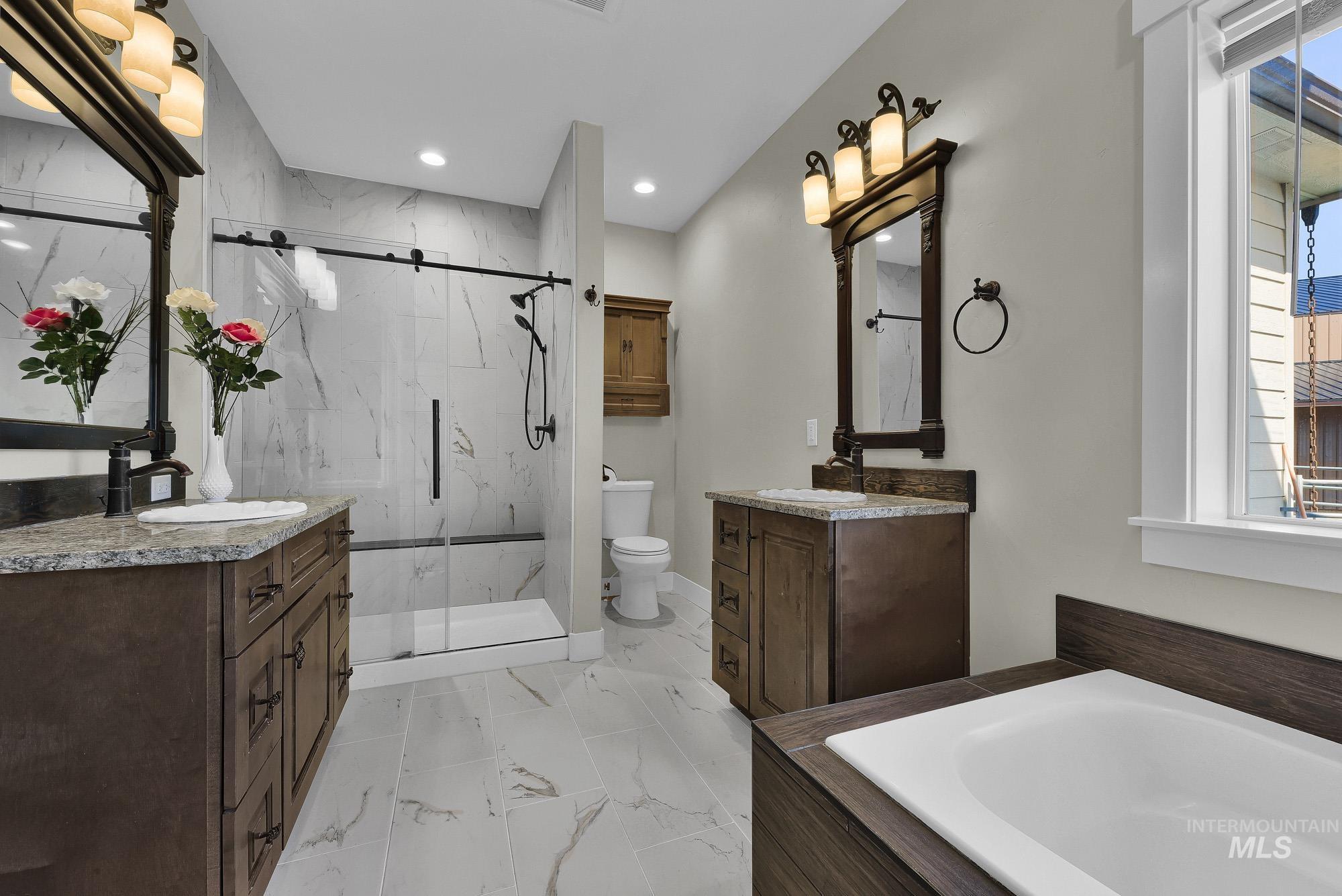 25810 Chandler Dr Property Photo 23