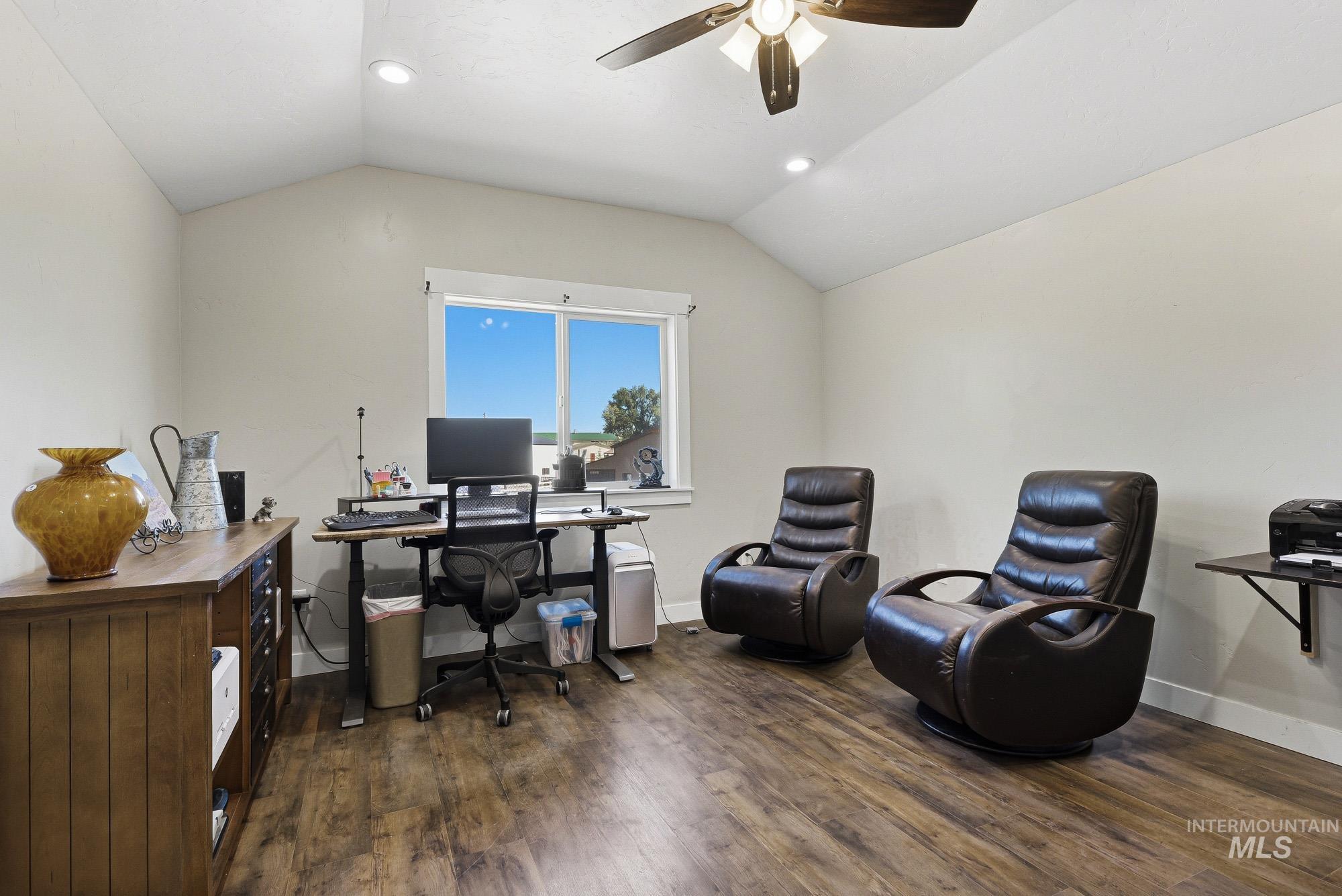 25810 Chandler Dr Property Photo 27