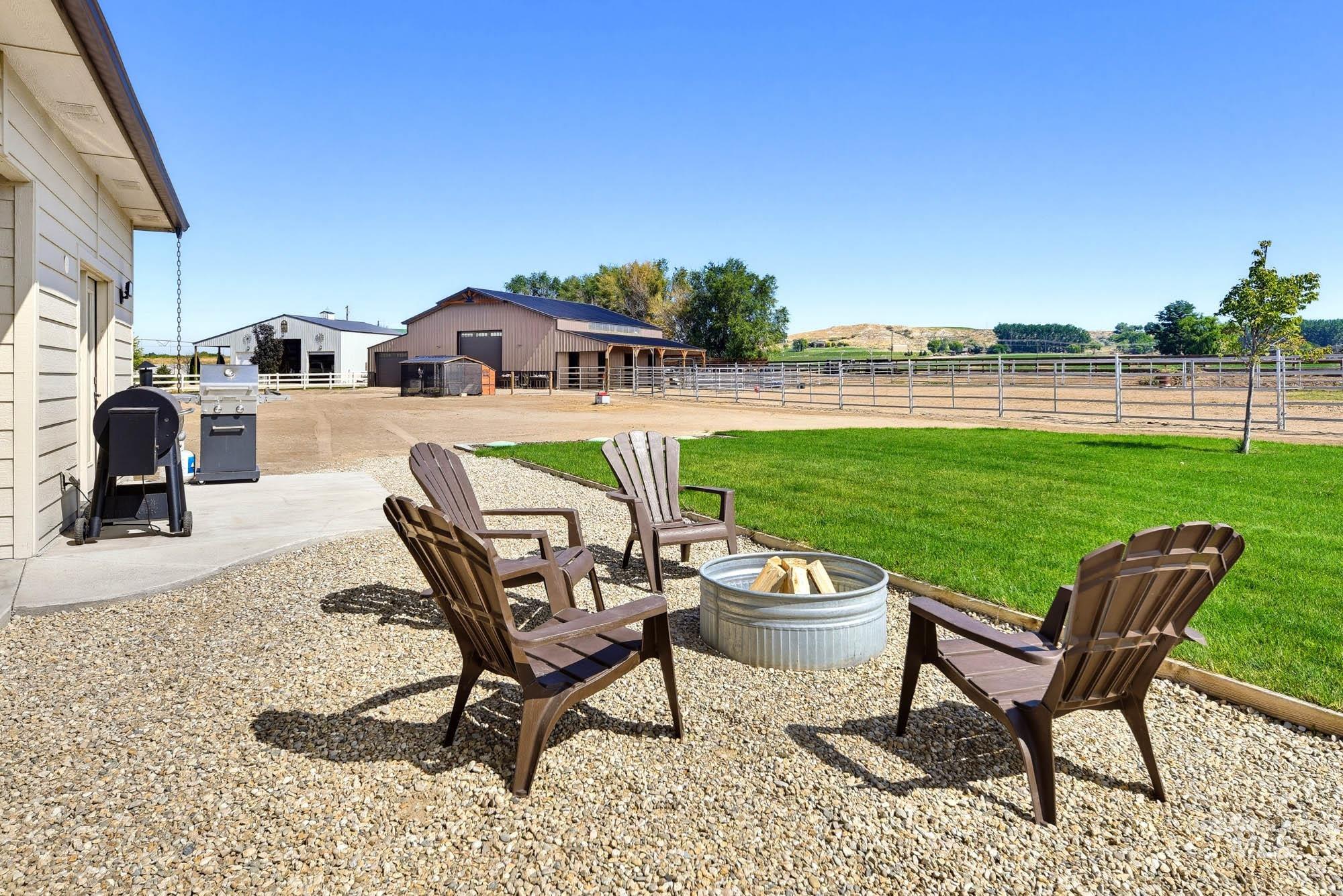 25810 Chandler Dr Property Photo 36