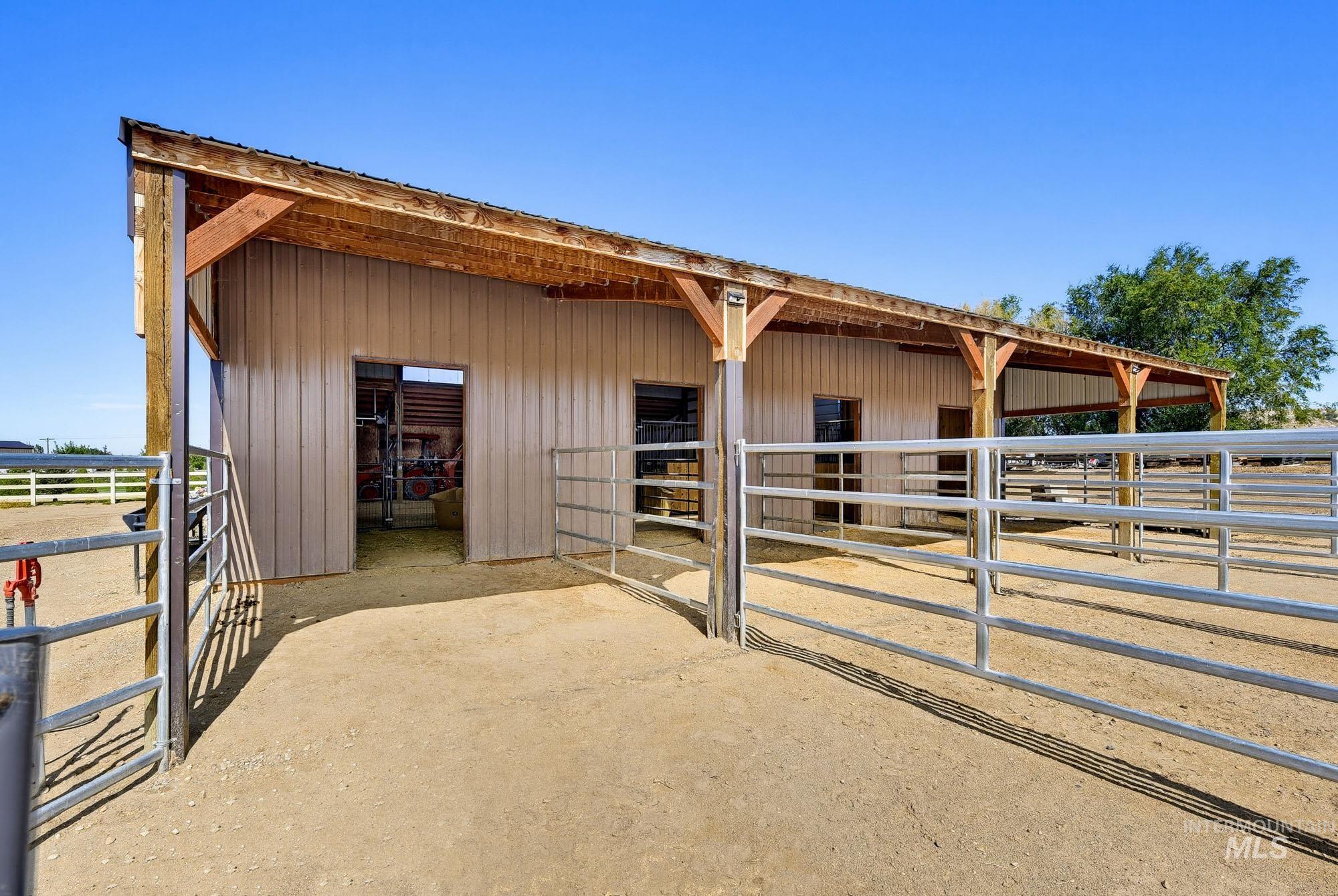 25810 Chandler Dr Property Photo 42