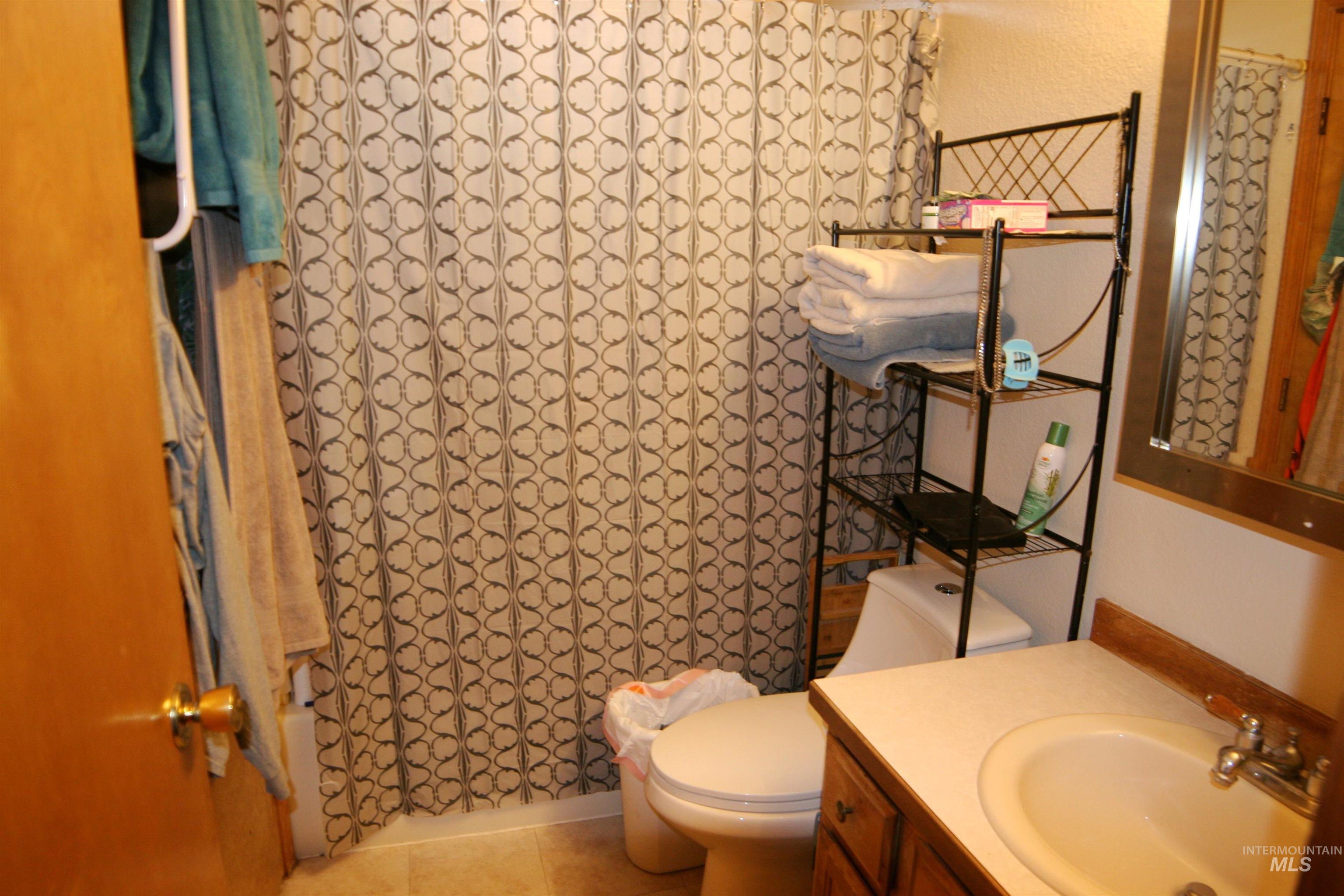 6132 N Brook Pl Property Photo 8