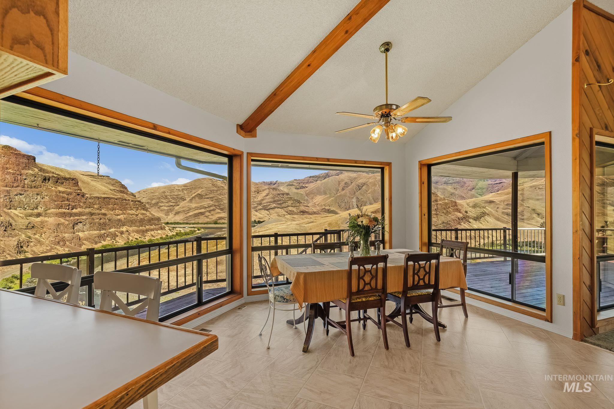 37896 Snake River Rd Property Photo 9