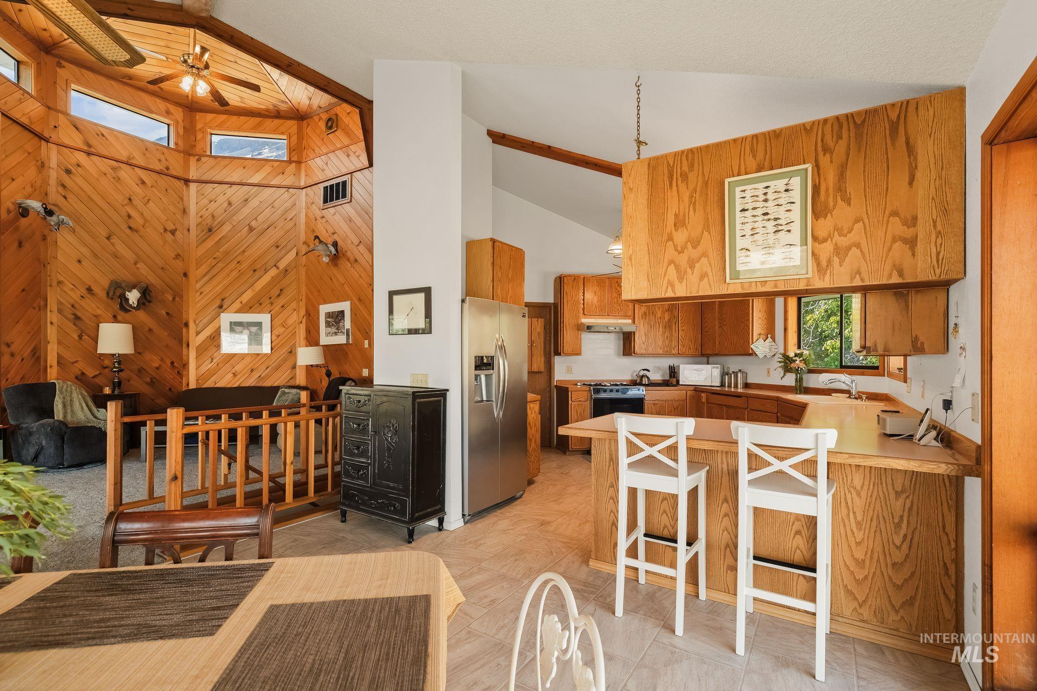 37896 Snake River Rd Property Photo 15