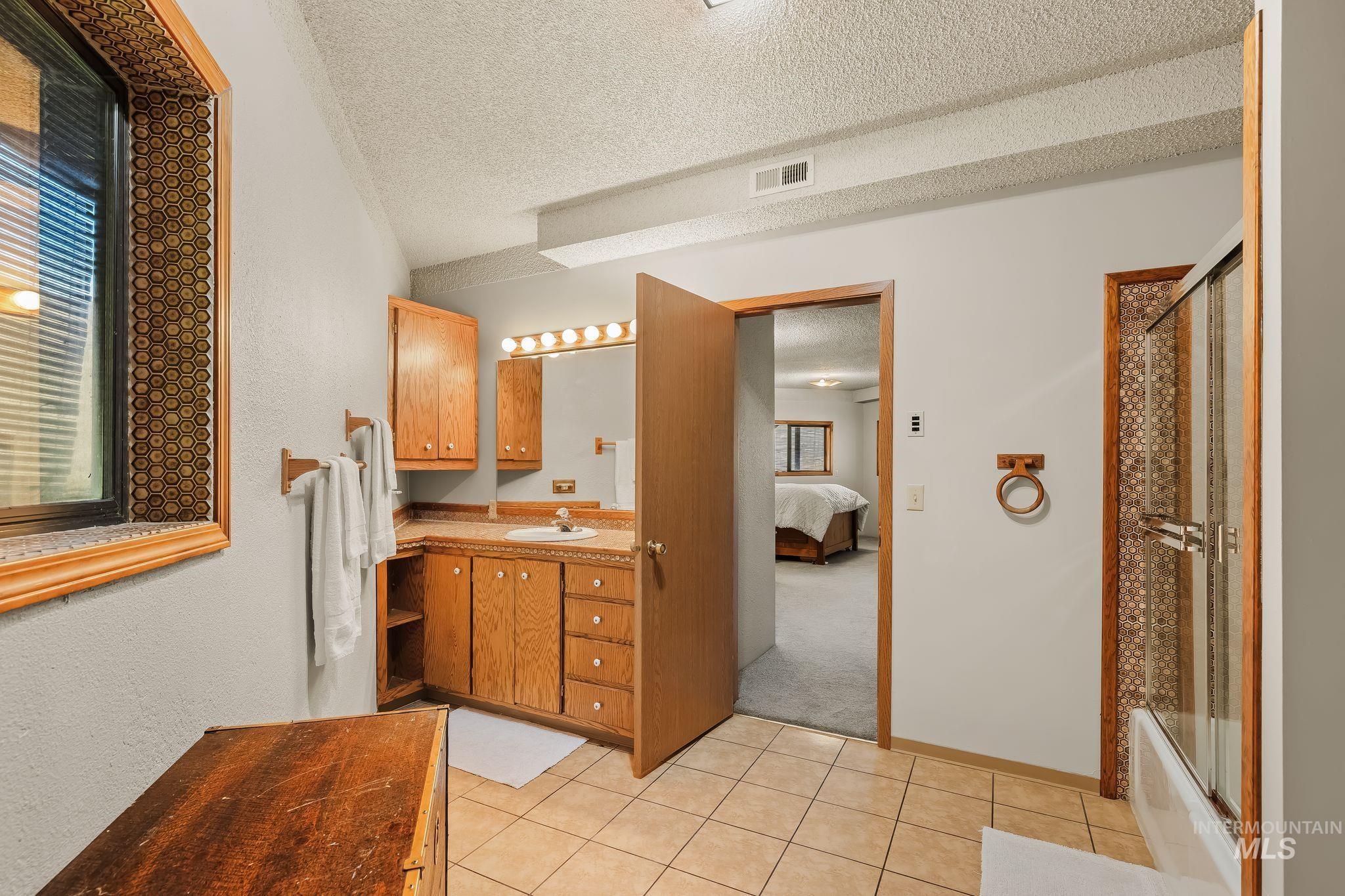 37896 Snake River Rd Property Photo 30