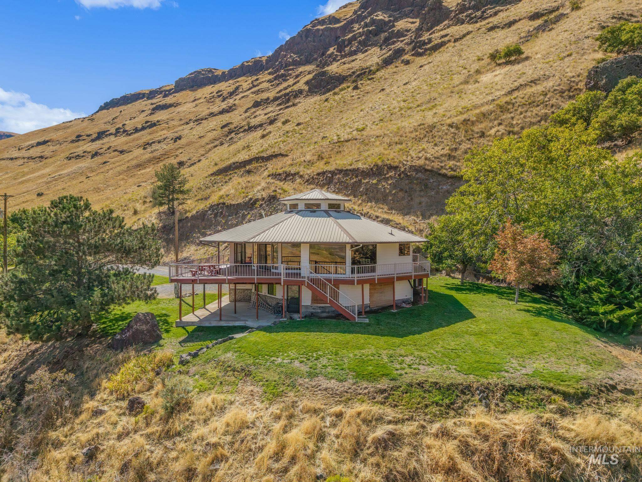 37896 Snake River Rd Property Photo 33