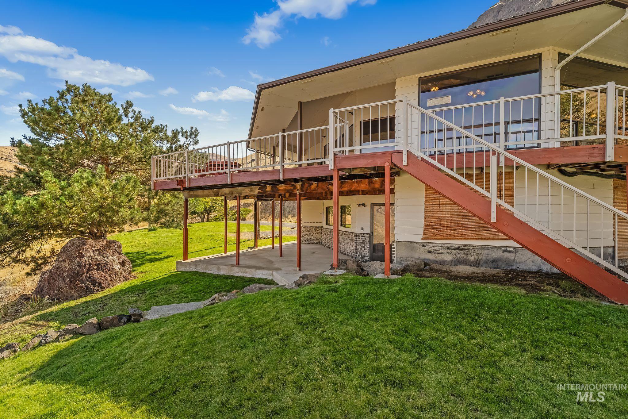 37896 Snake River Rd Property Photo 41