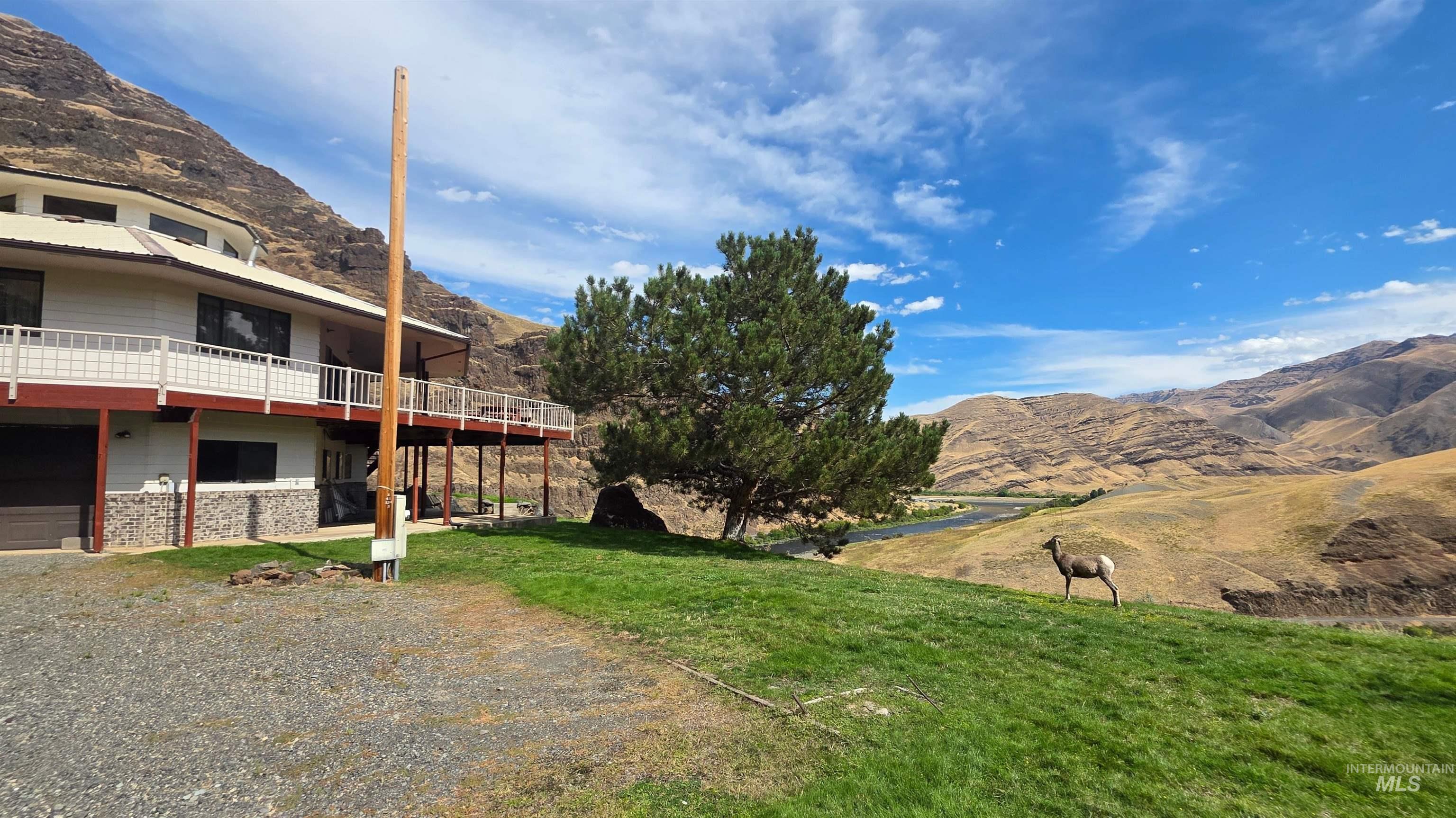 37896 Snake River Rd Property Photo 43