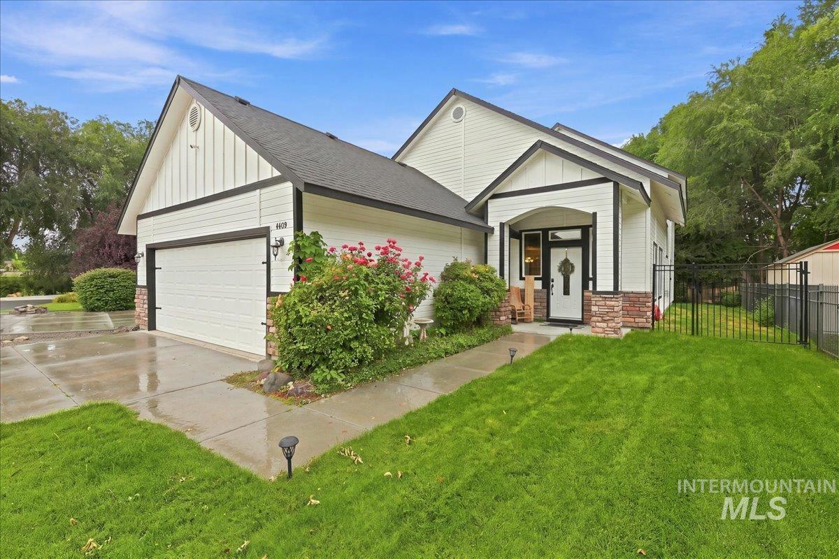 1408 Sandal Creek Property Photo 1