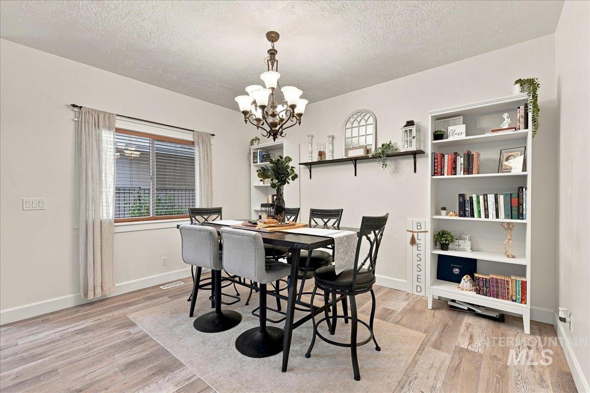 1408 Sandal Creek Property Photo 17
