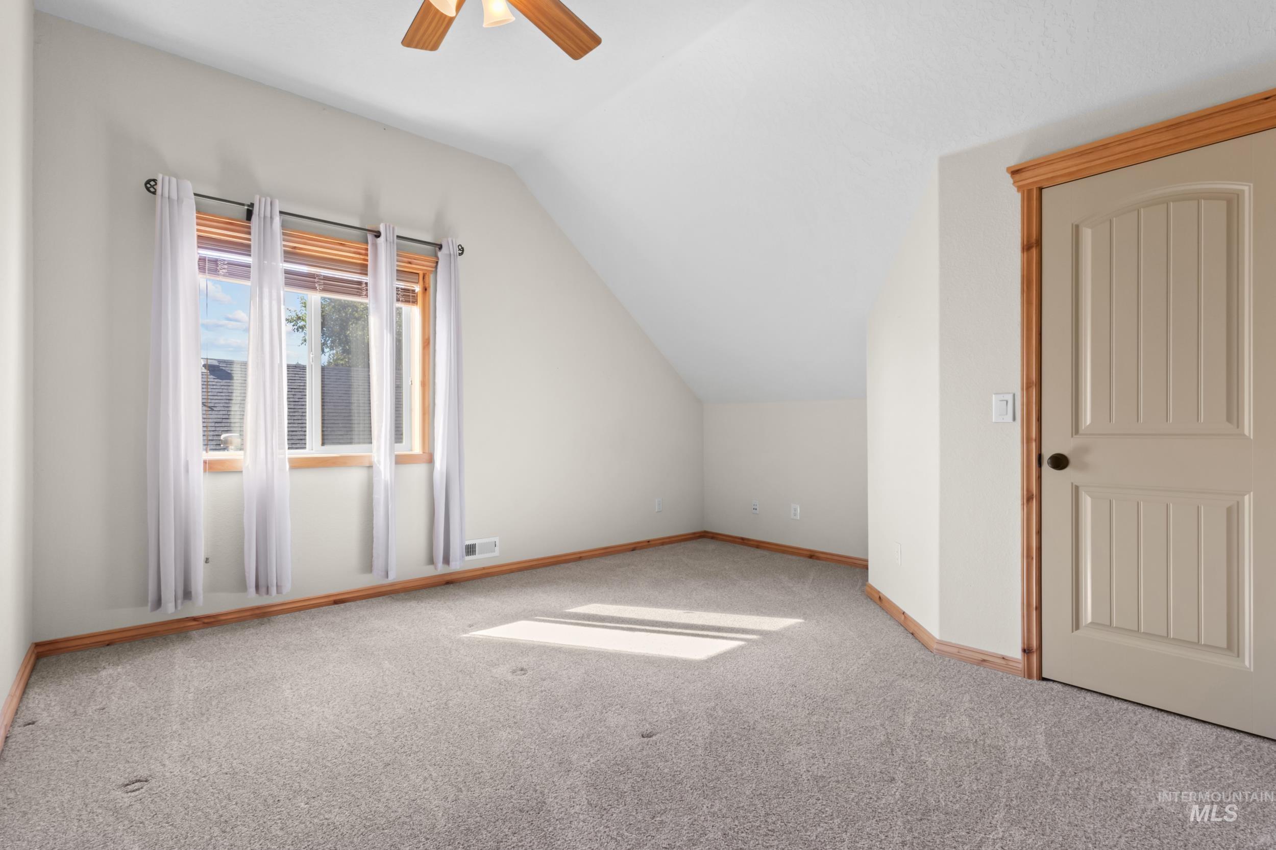 2341 E Meadowgrass St Property Photo 26