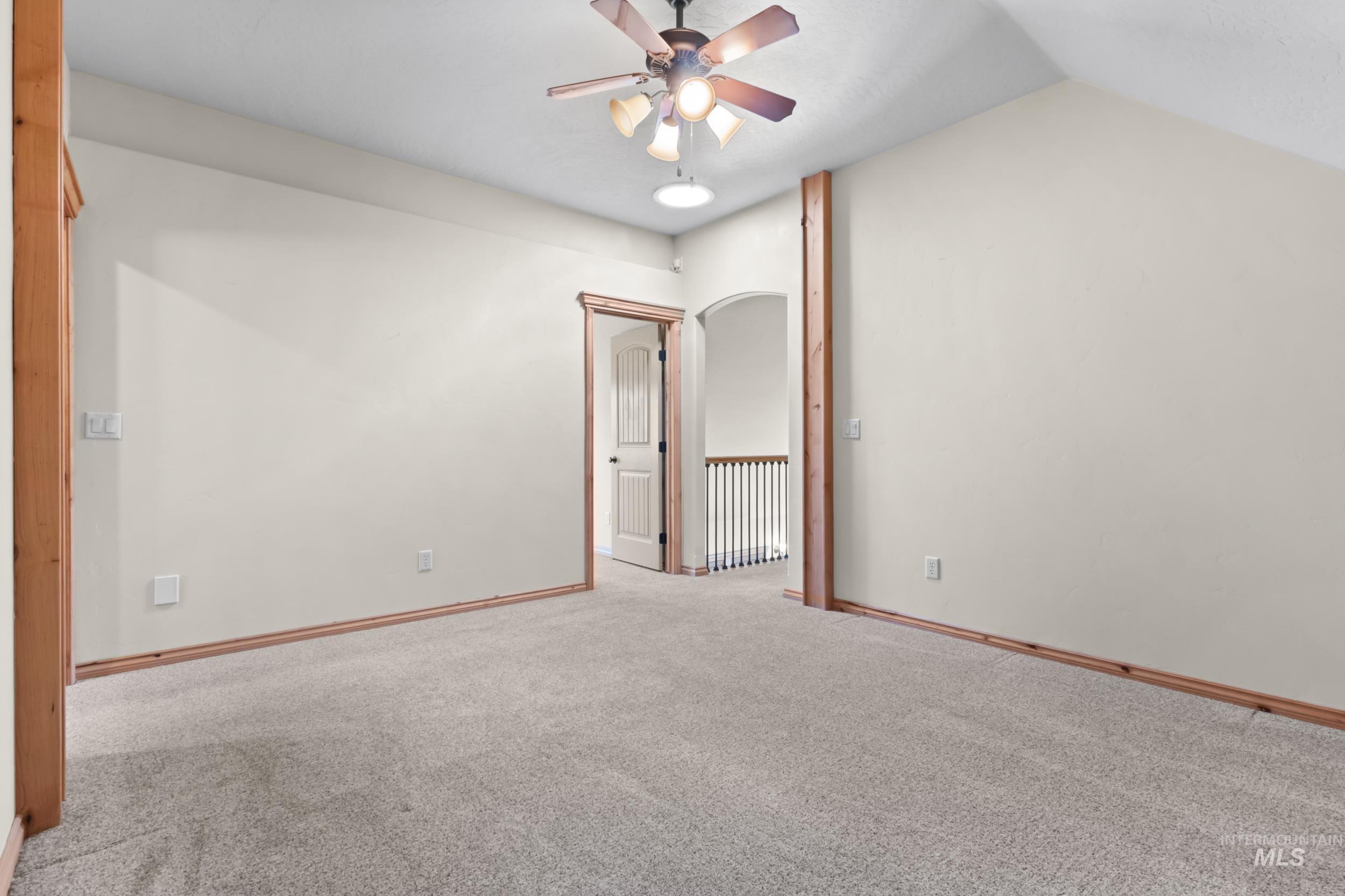 2341 E Meadowgrass St Property Photo 32