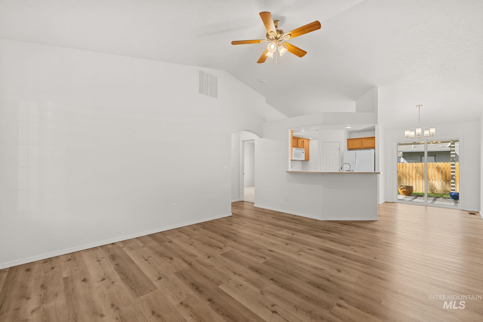 3291 S Capistrano Ave Property Photo 9