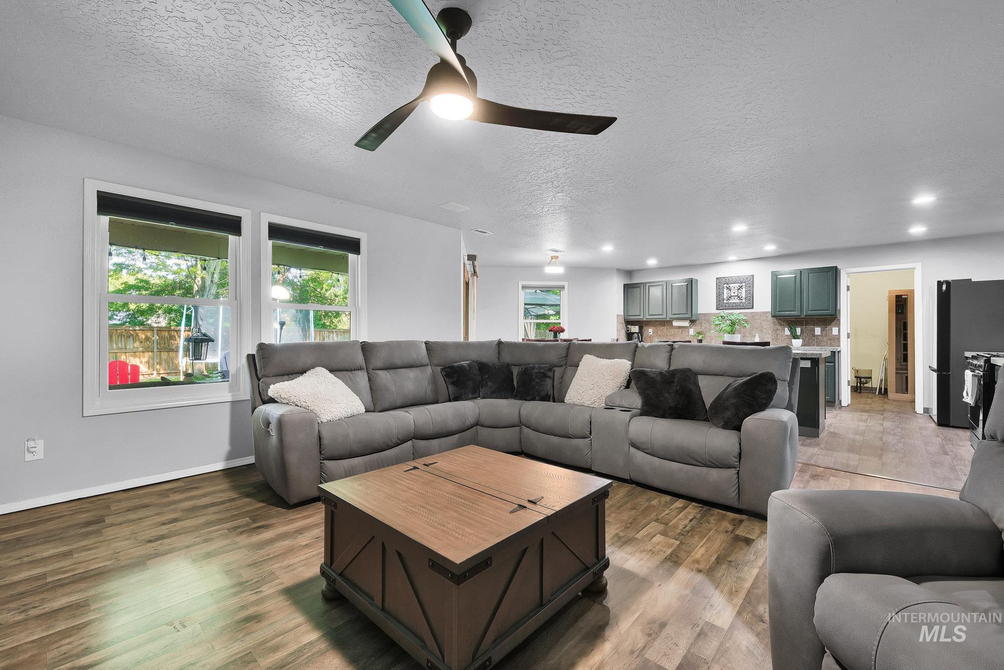 9534 W Patina Dr Property Photo 11
