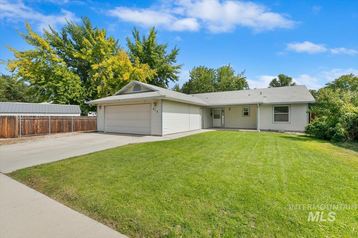 612 S Banner Street Property Photo 3