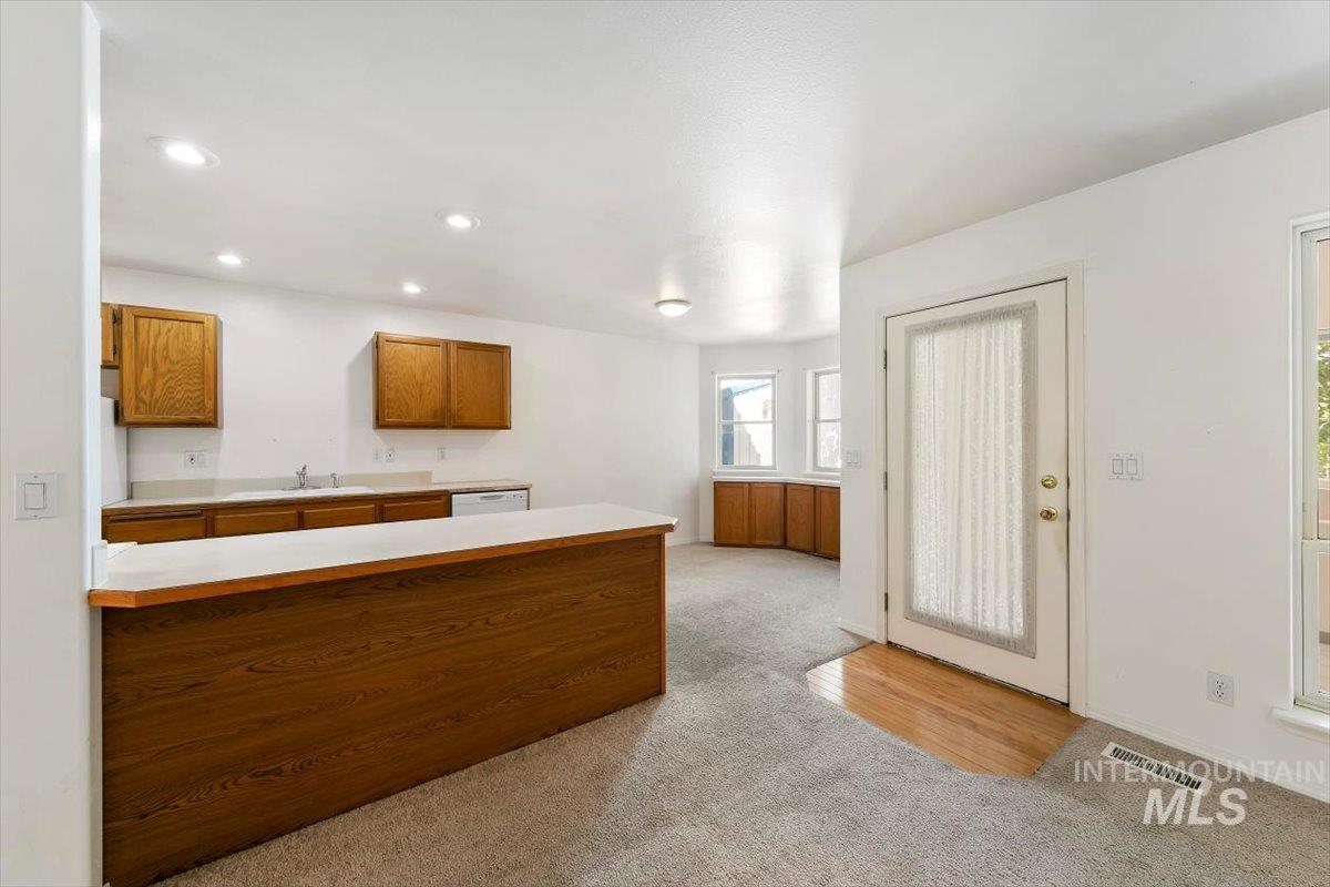 612 S Banner Street Property Photo 10