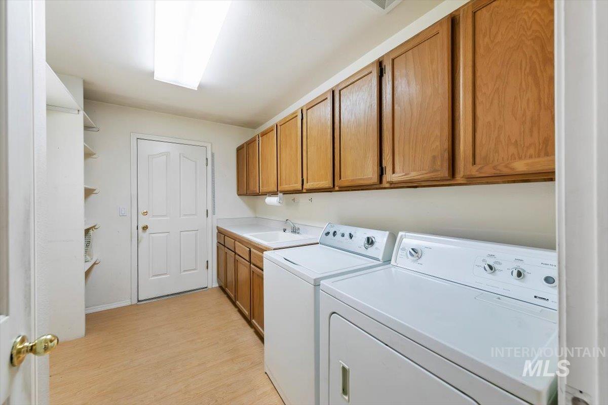612 S Banner Street Property Photo 32