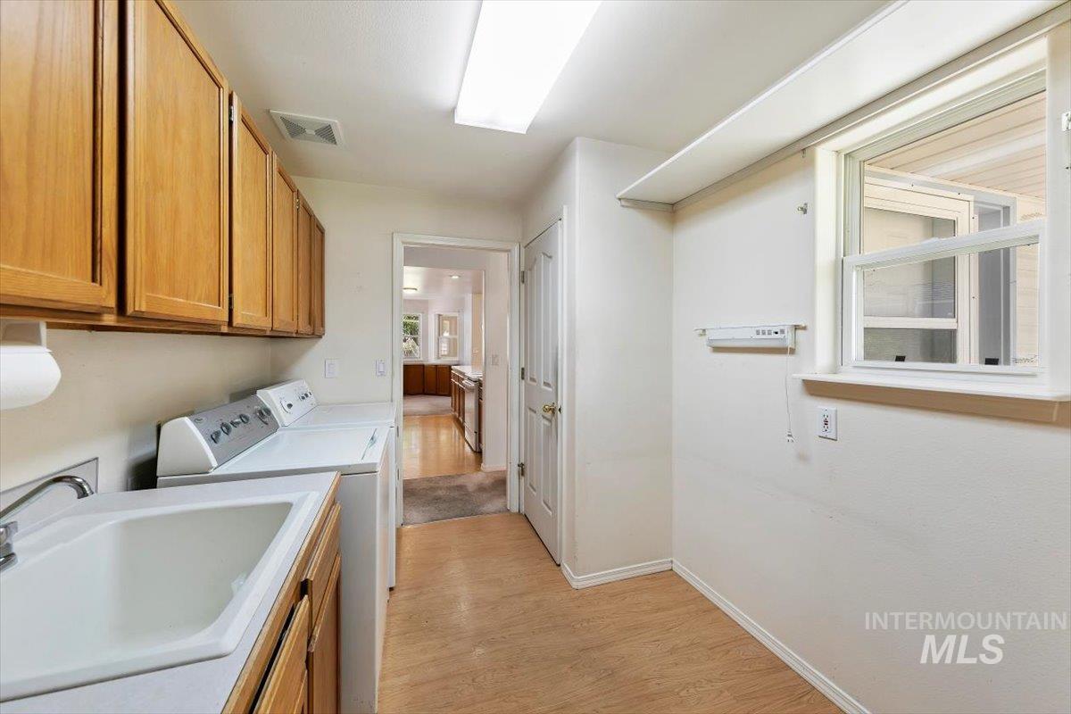 612 S Banner Street Property Photo 33