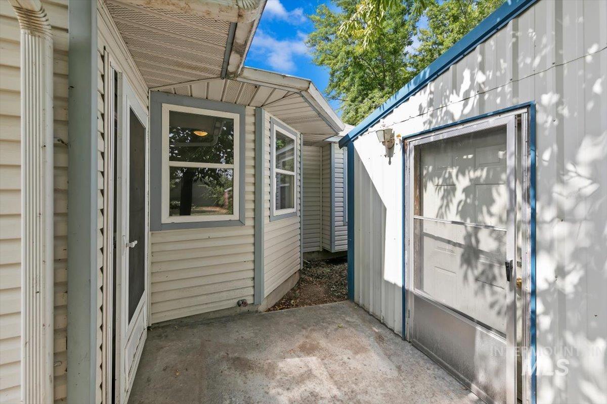 612 S Banner Street Property Photo 34
