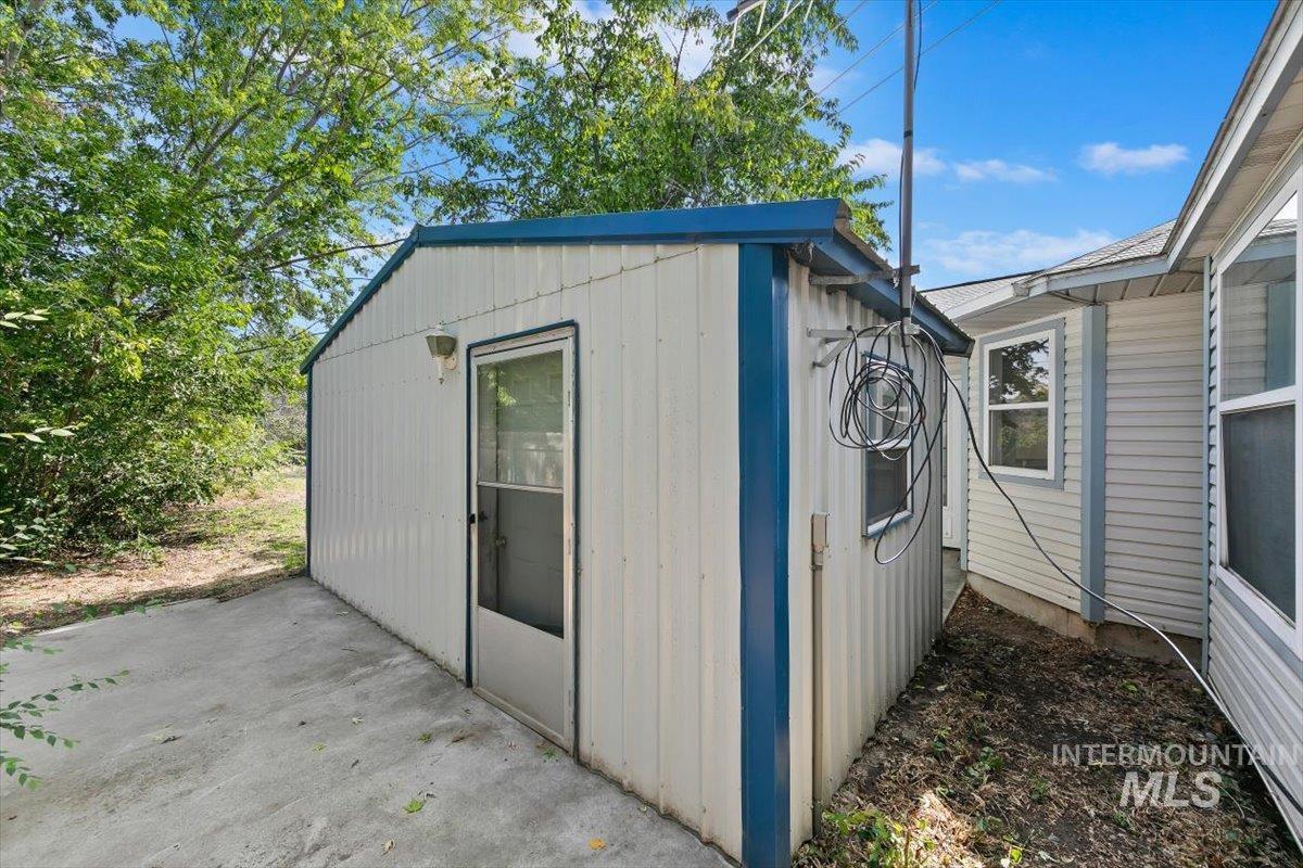 612 S Banner Street Property Photo 36