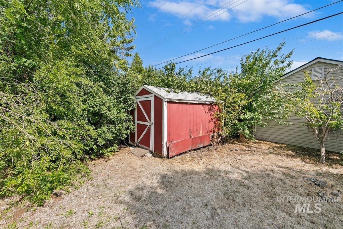 612 S Banner Street Property Photo 41